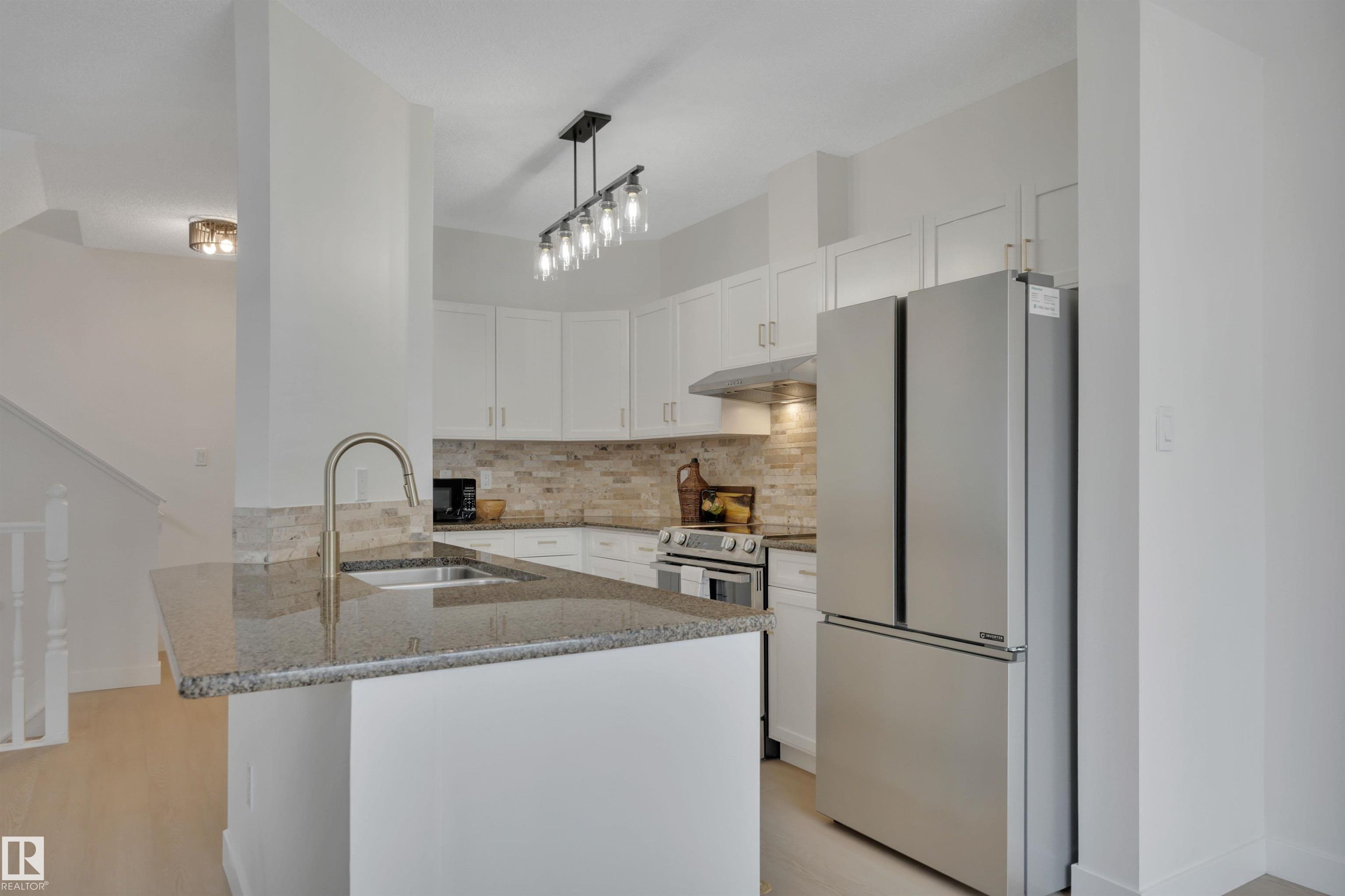 Photo 13 at 9 - 843 Youville Drive NW, Tawa, Edmonton