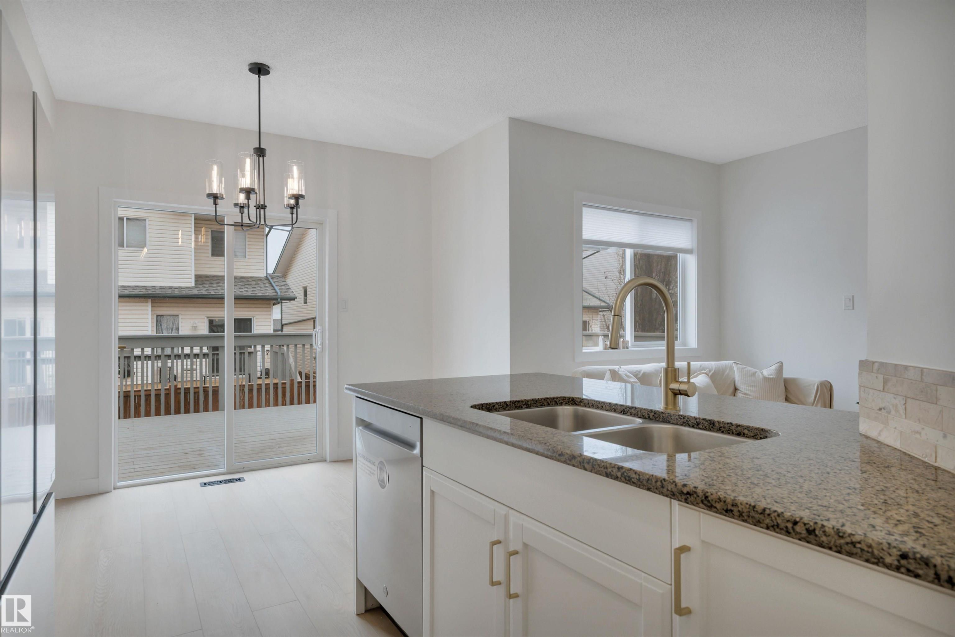 Photo 16 at 9 - 843 Youville Drive NW, Tawa, Edmonton