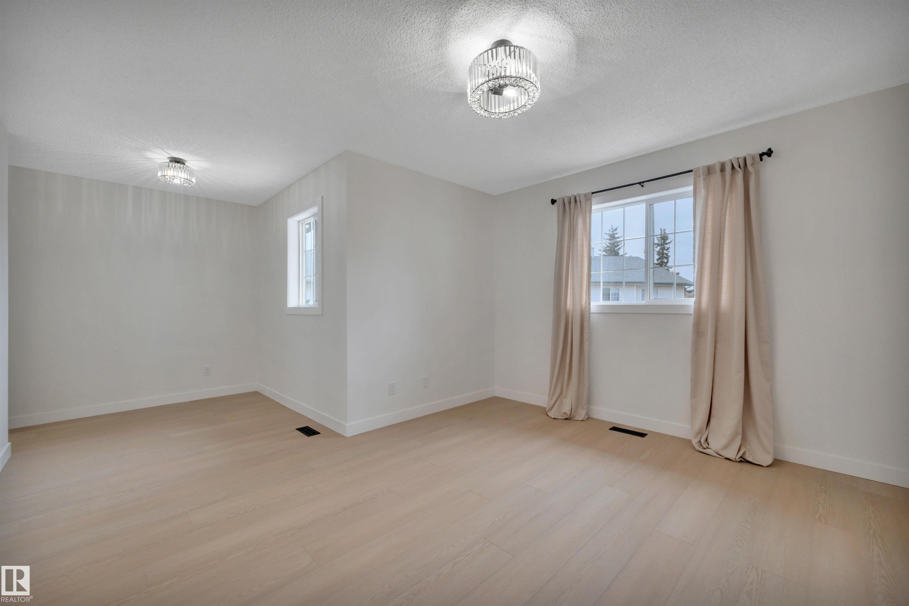 Photo 28 at 9 - 843 Youville Drive NW, Tawa, Edmonton