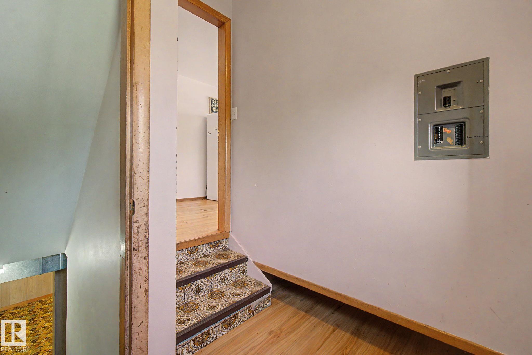Photo 22 at 5103 54 Avenue, Old Town, Stony Plain