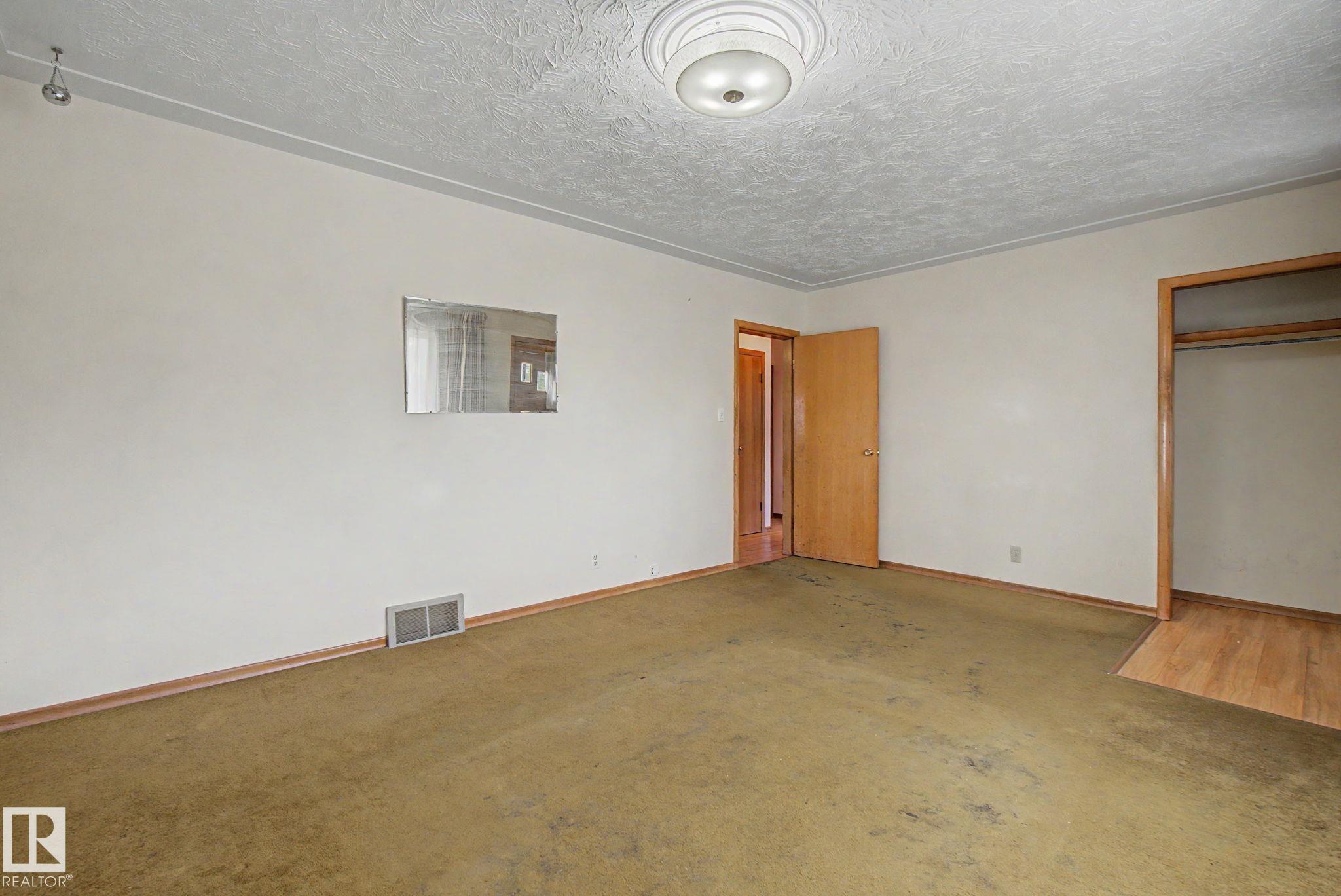 Photo 6 at 5103 54 Avenue, Old Town, Stony Plain