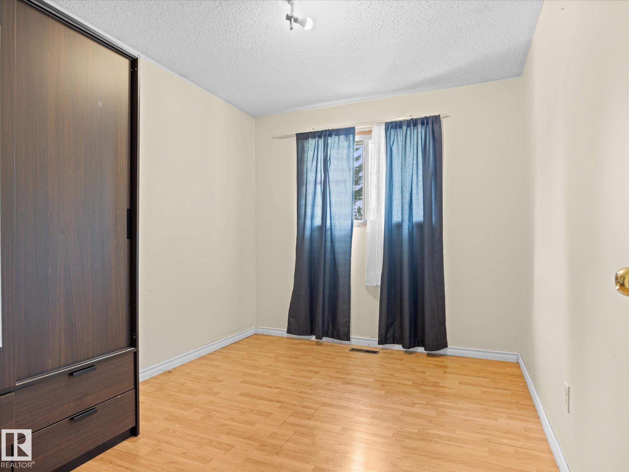 Photo 21 at 11408 165 Avenue NW, Dunluce, Edmonton