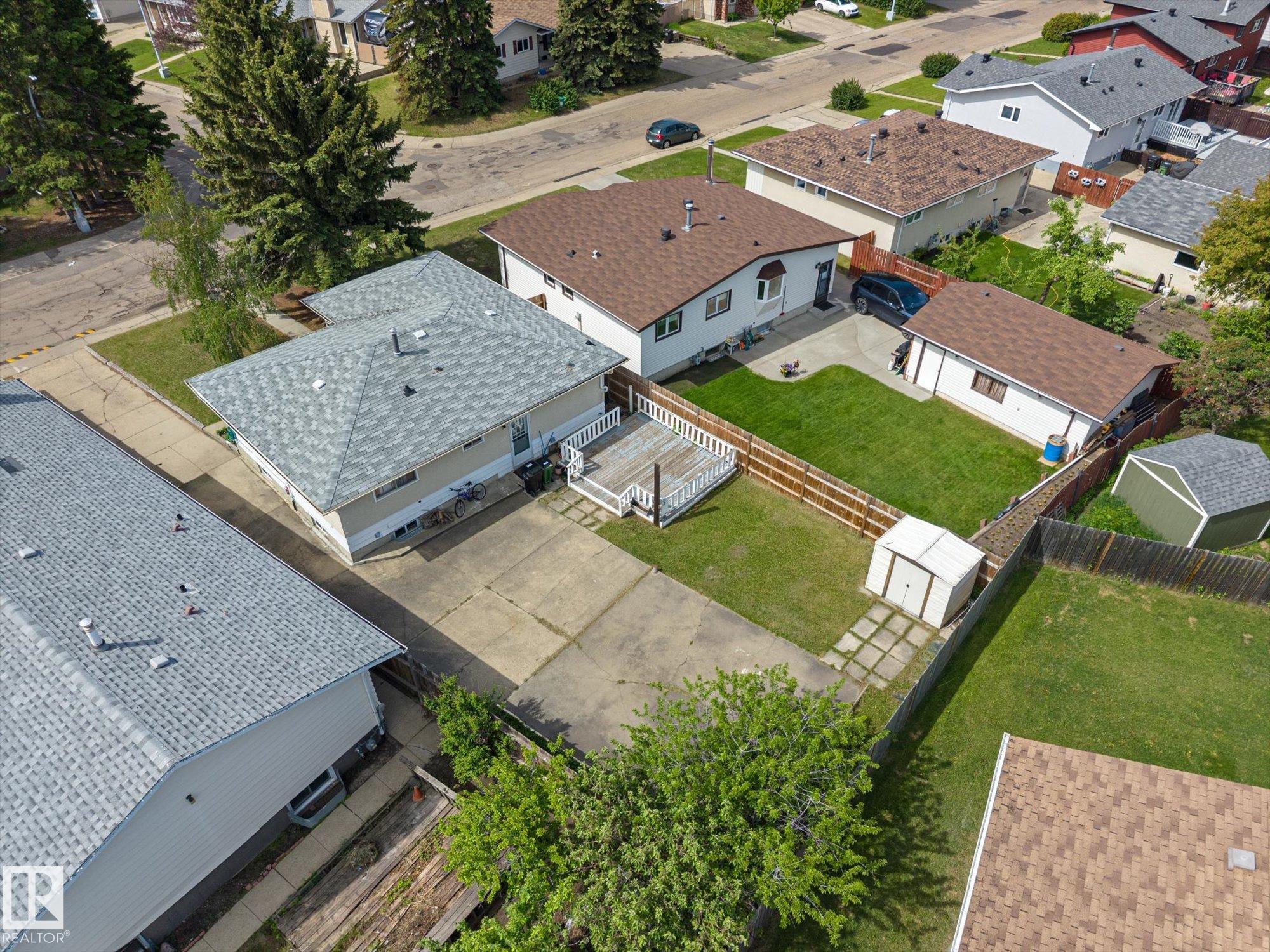 Photo 37 at 11408 165 Avenue NW, Dunluce, Edmonton