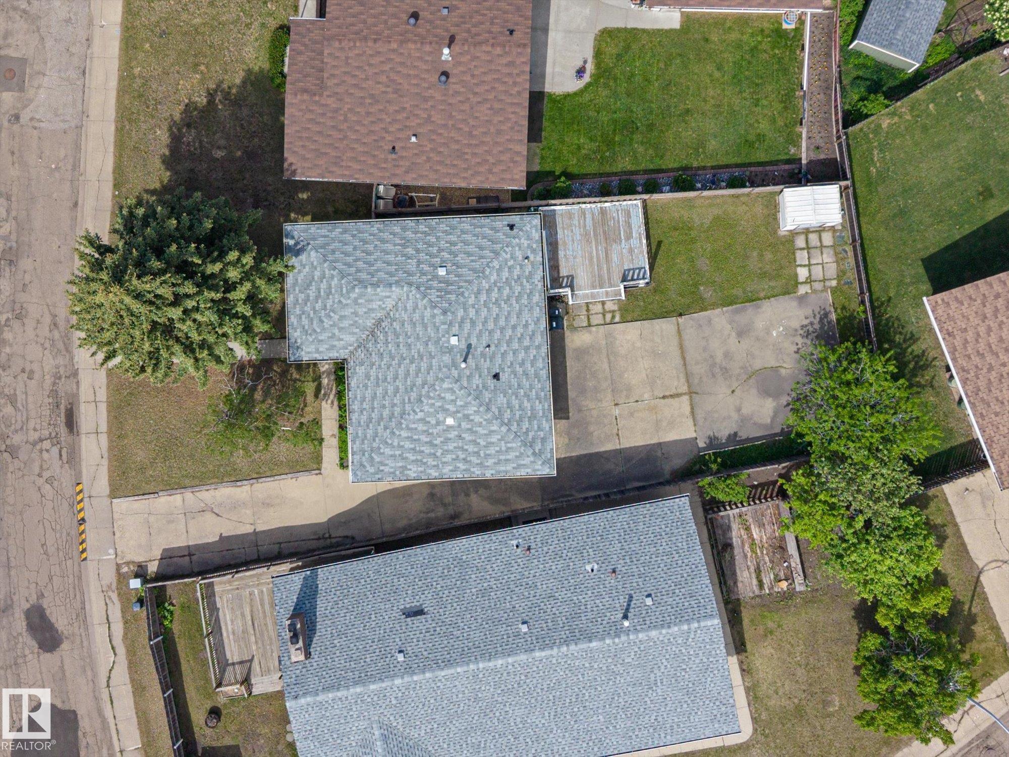 Photo 39 at 11408 165 Avenue NW, Dunluce, Edmonton