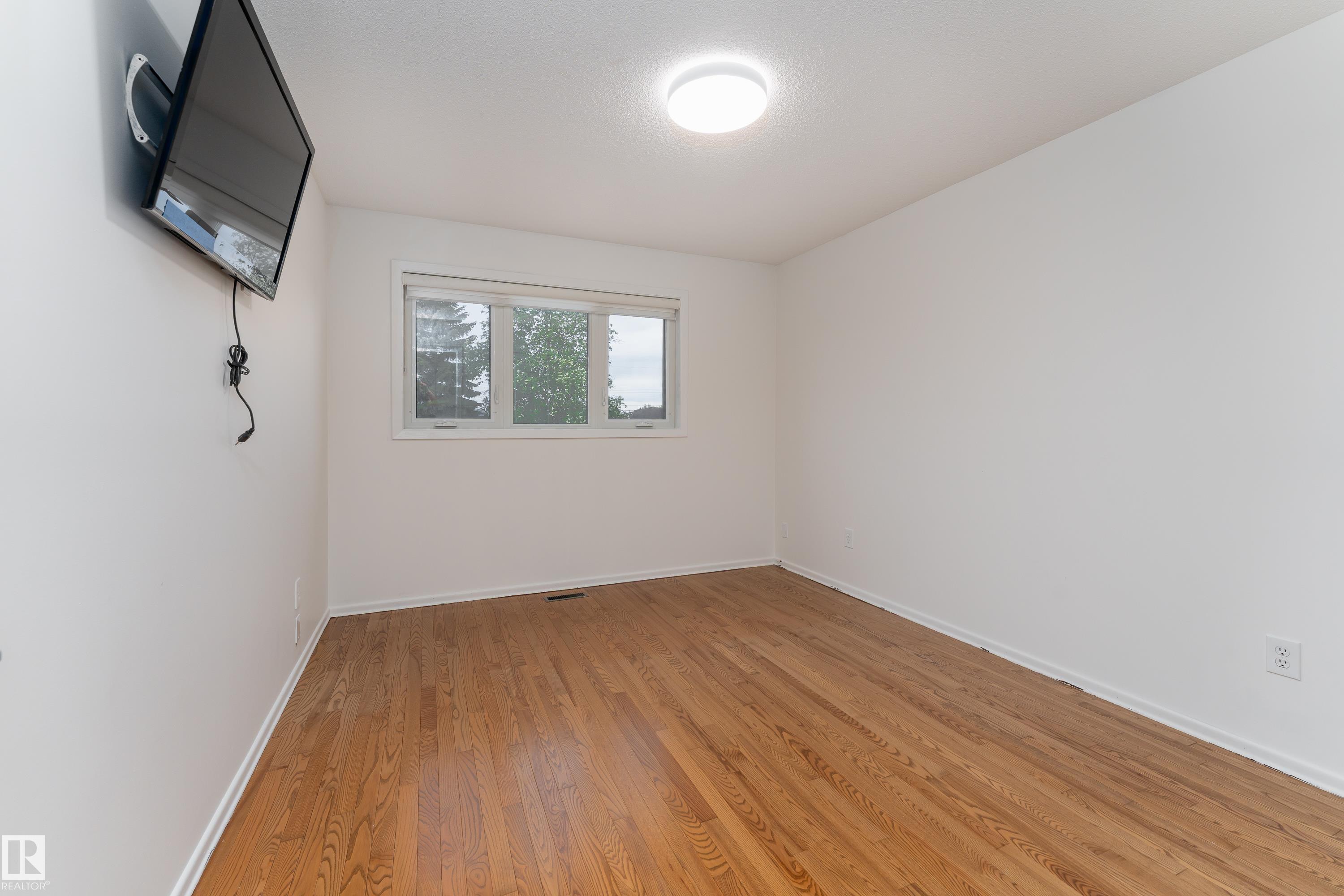 Photo 25 at 7802 132a Avenue NW, Delwood, Edmonton