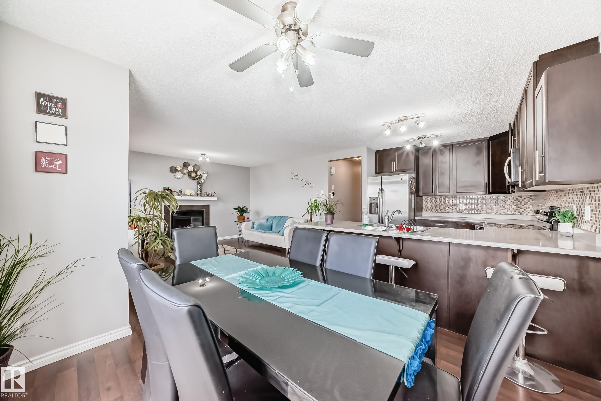 Photo 15 at 3734 9 Street NW, Maple Crest, Edmonton