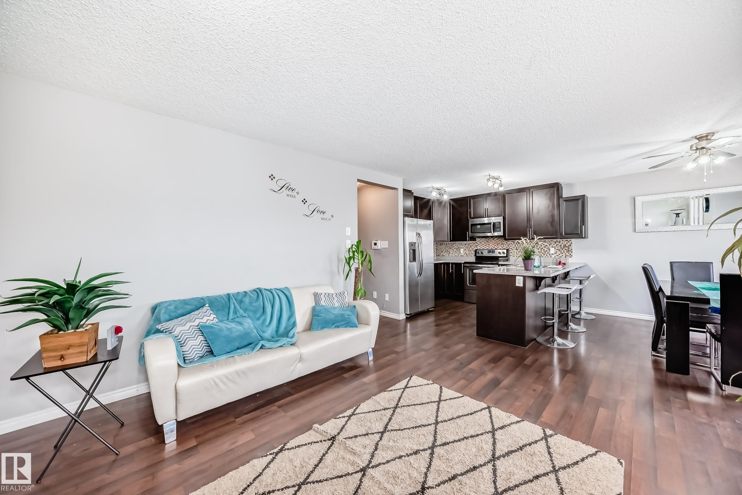 Photo 18 at 3734 9 Street NW, Maple Crest, Edmonton