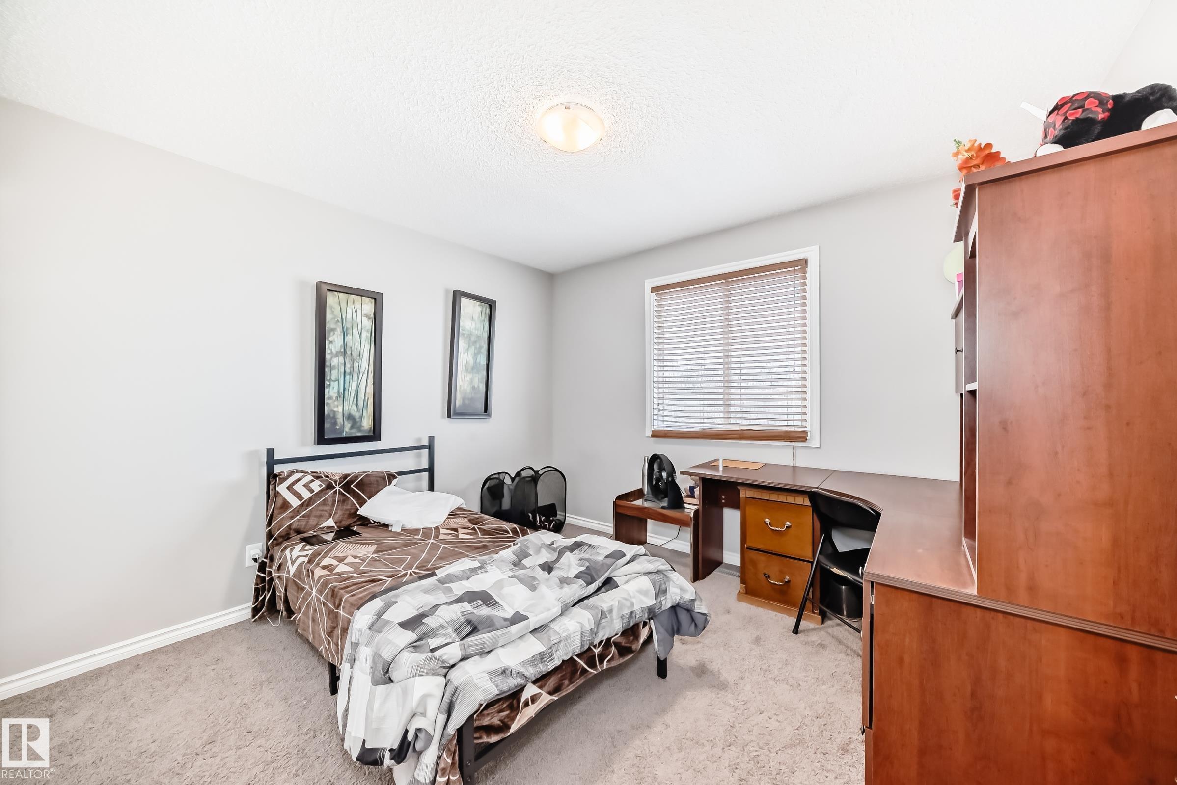 Photo 23 at 3734 9 Street NW, Maple Crest, Edmonton