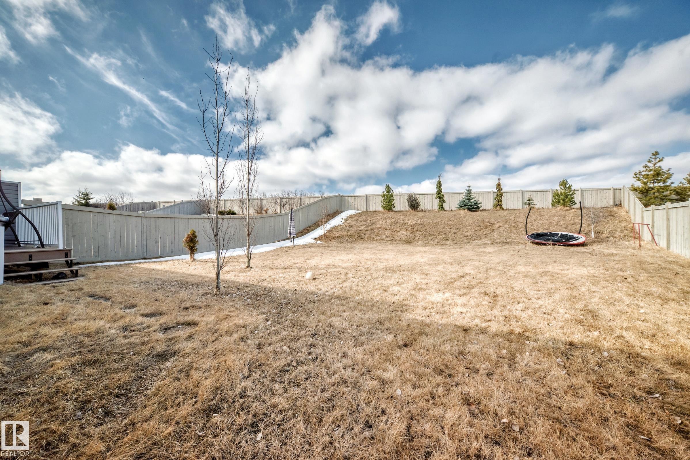 Photo 38 at 3734 9 Street NW, Maple Crest, Edmonton