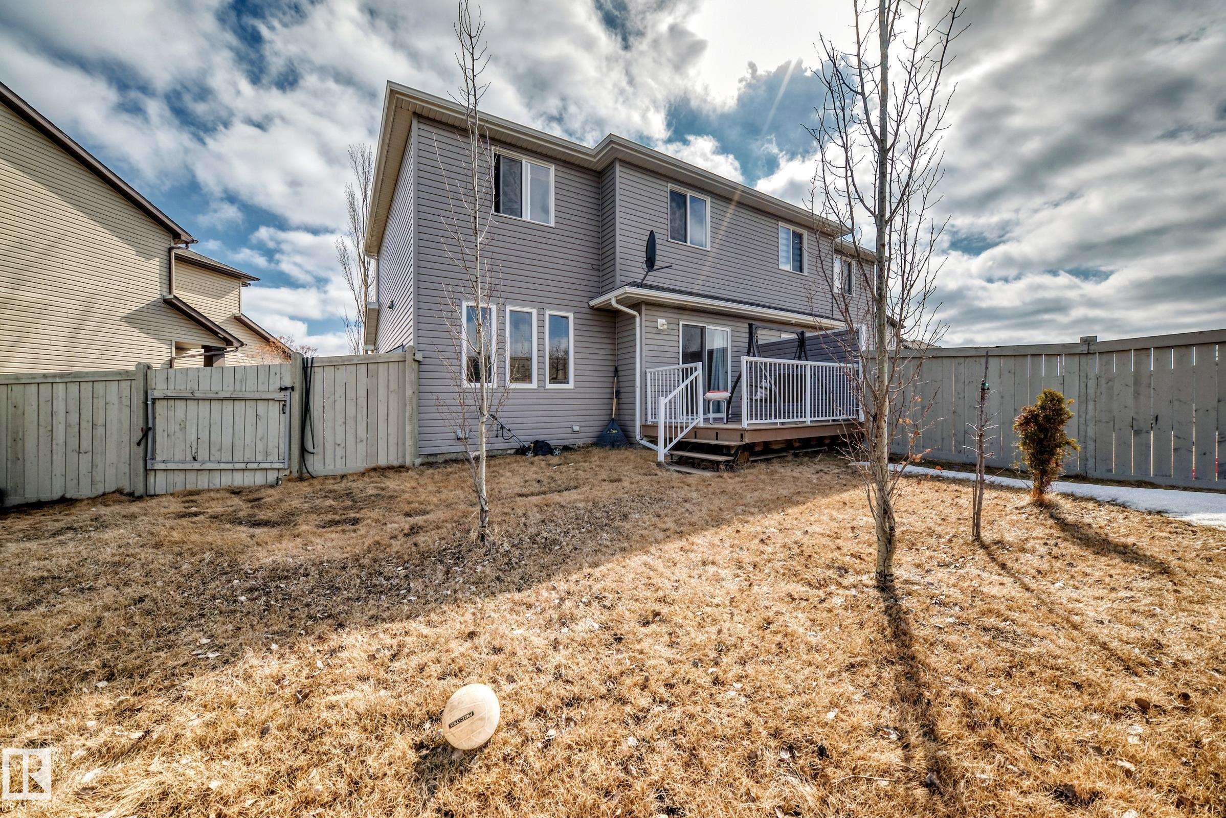 Photo 42 at 3734 9 Street NW, Maple Crest, Edmonton