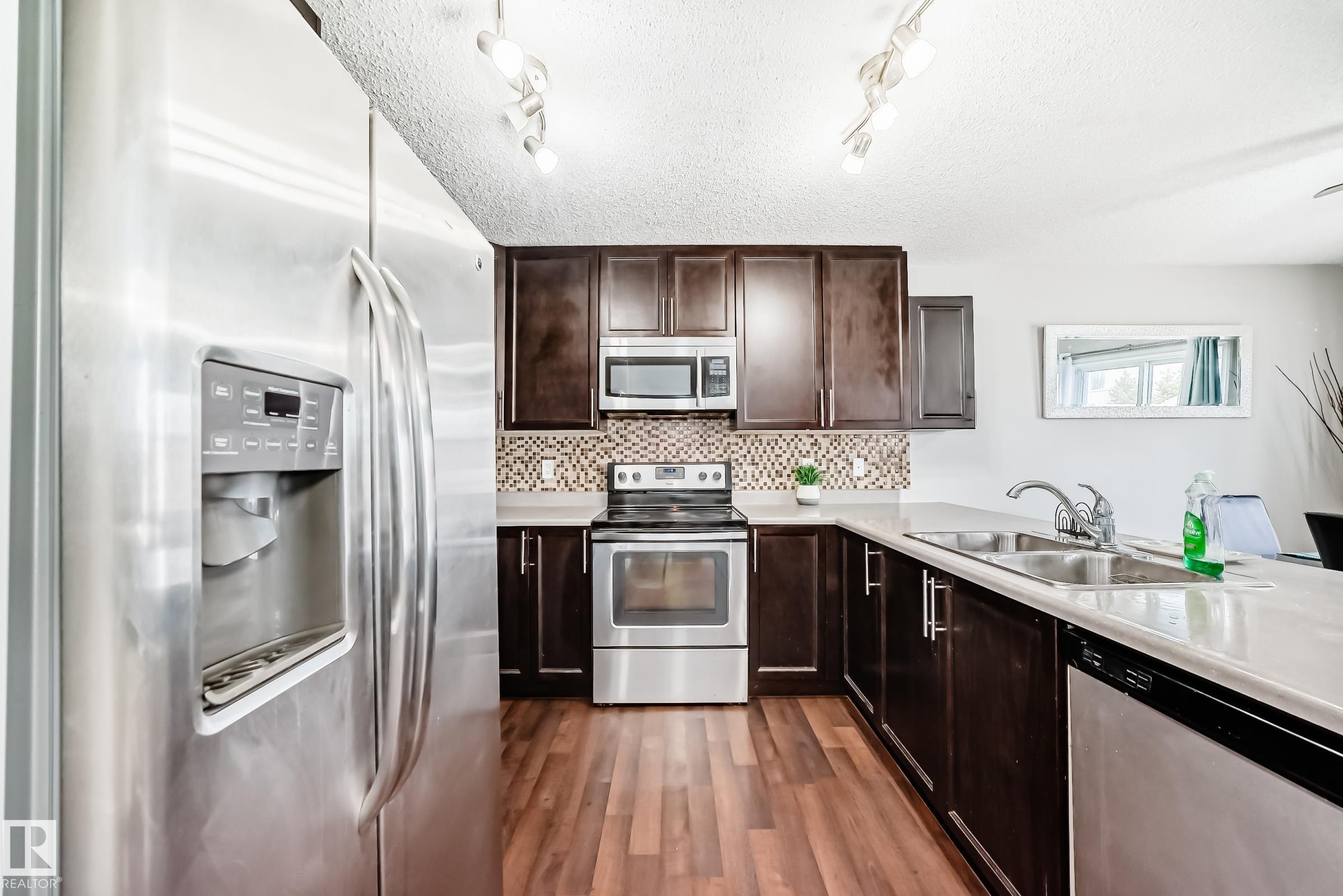 Photo 8 at 3734 9 Street NW, Maple Crest, Edmonton