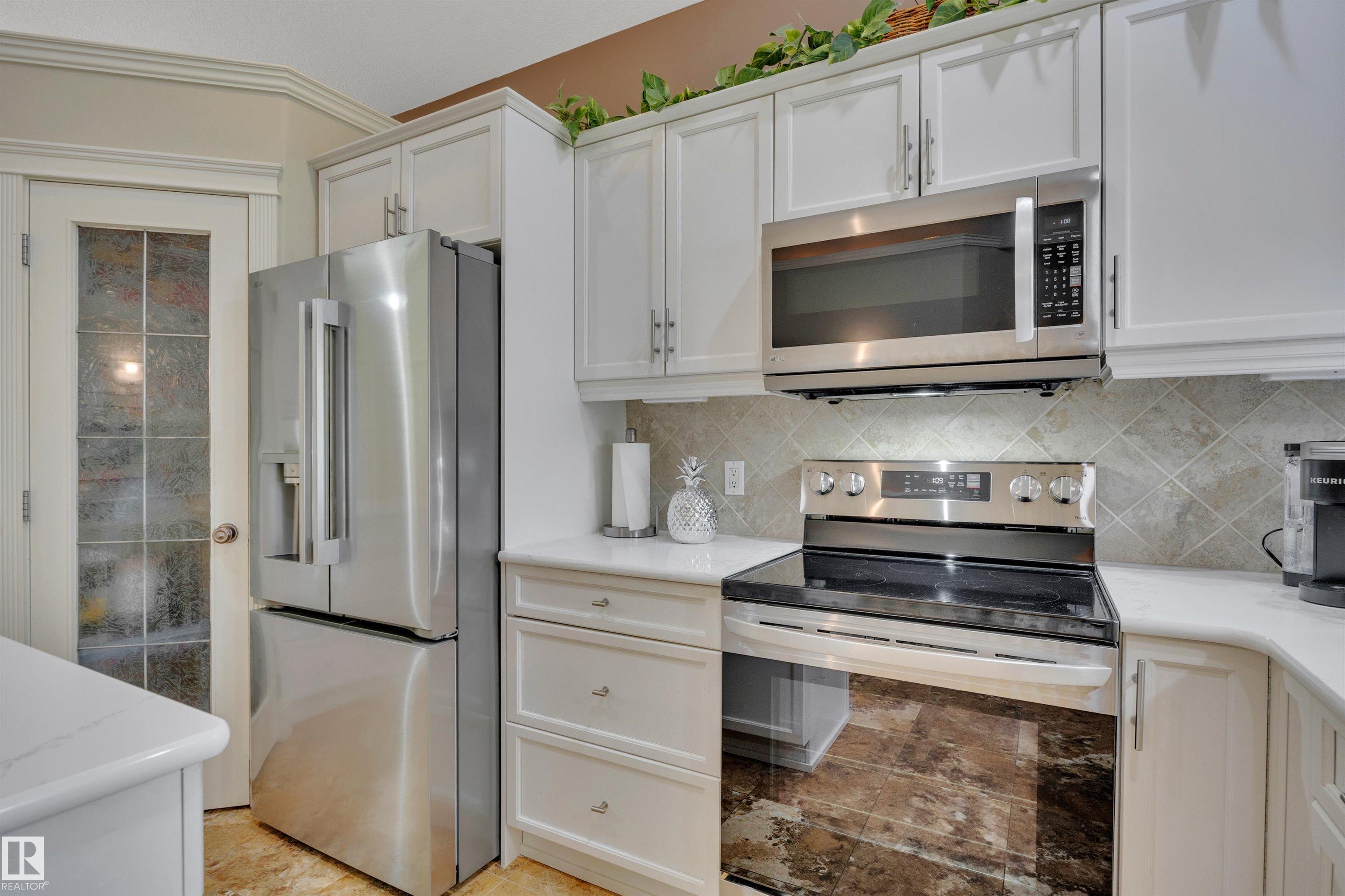Photo 15 at 27 Briarwood Village, Graybriar, Stony Plain