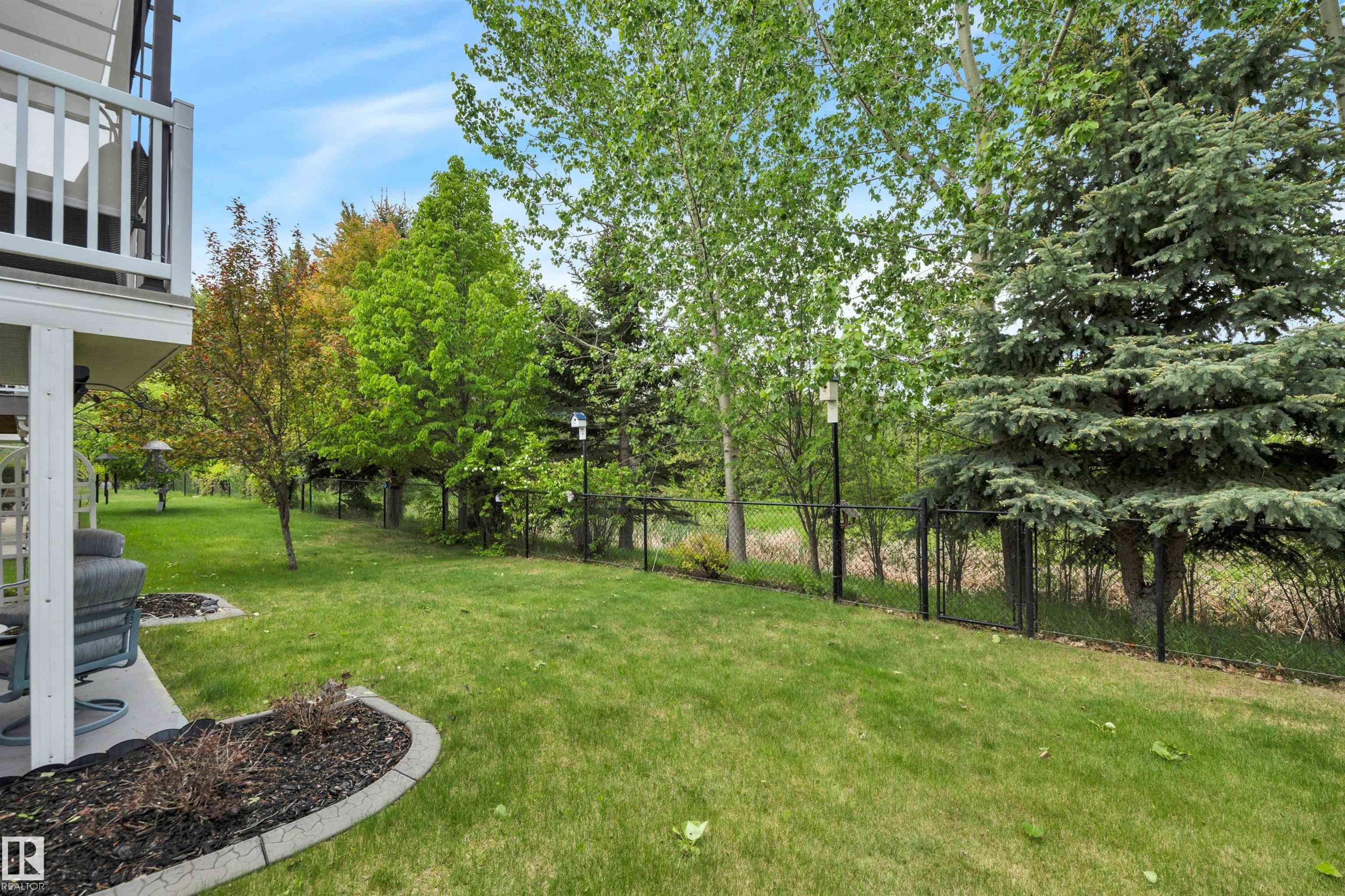 27 Briarwood Village, Graybriar, Stony Plain