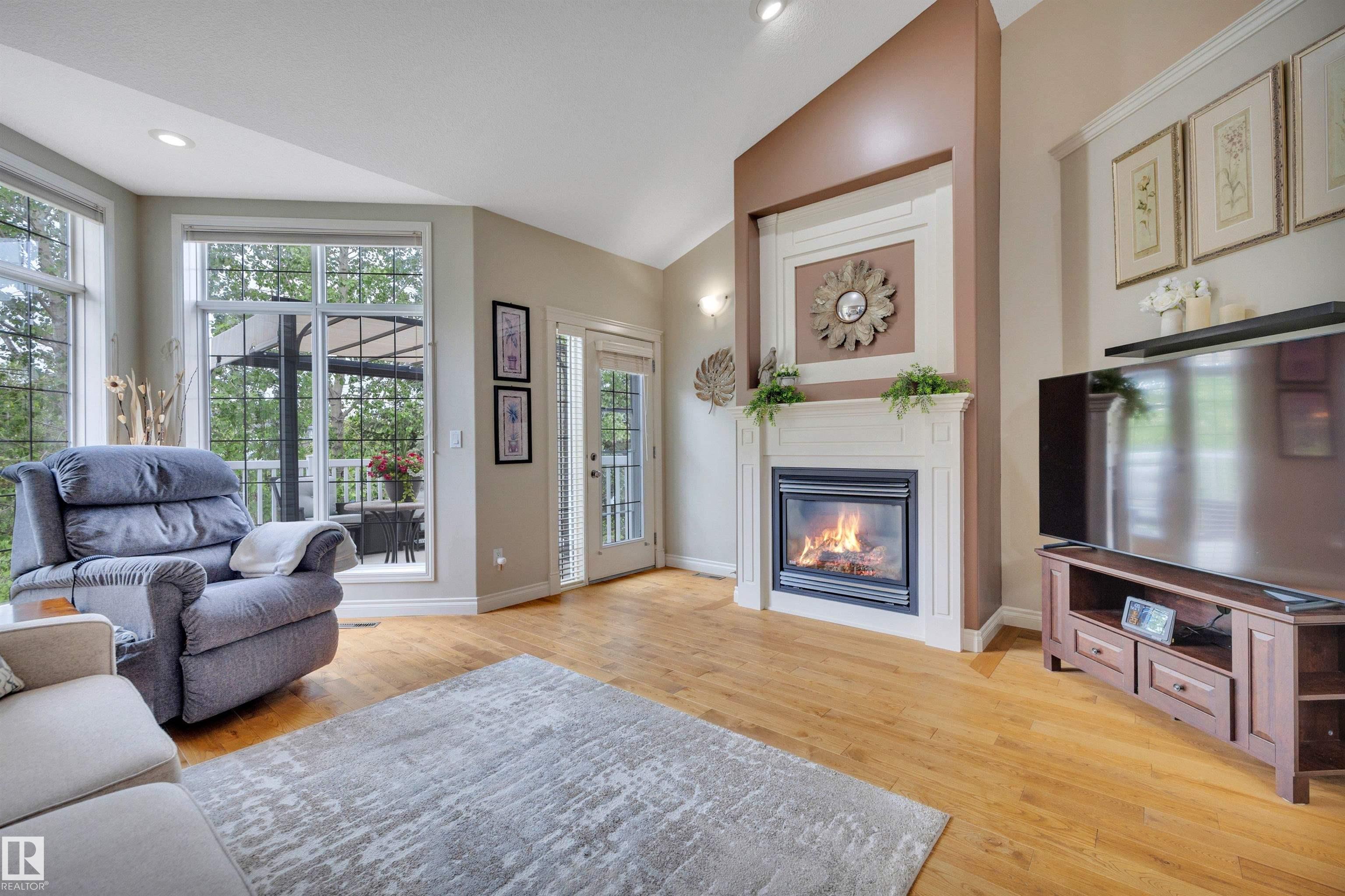 Photo 10 at 27 Briarwood Village, Graybriar, Stony Plain