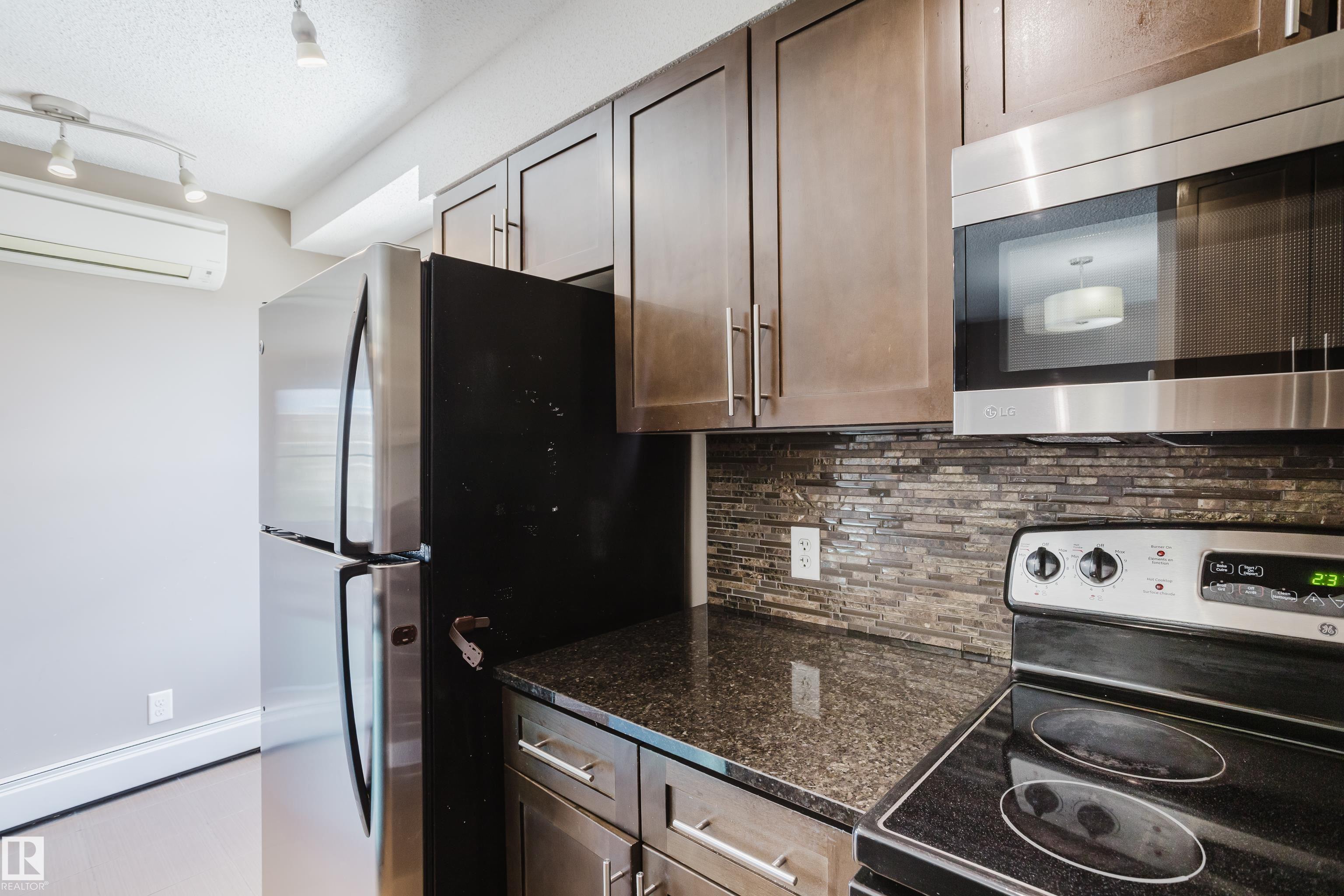 Photo 9 at 301 - 11820 22 Avenue SW, Rutherford, Edmonton