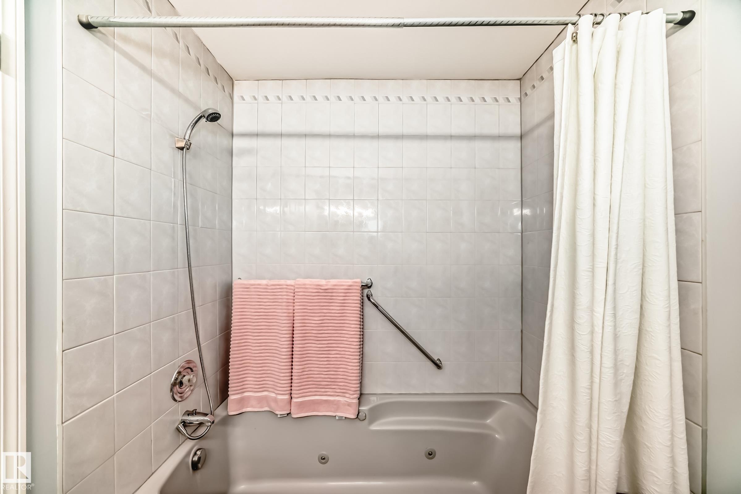 Photo 34 at 403 - 11020 19 Avenue NW, Keheewin, Edmonton