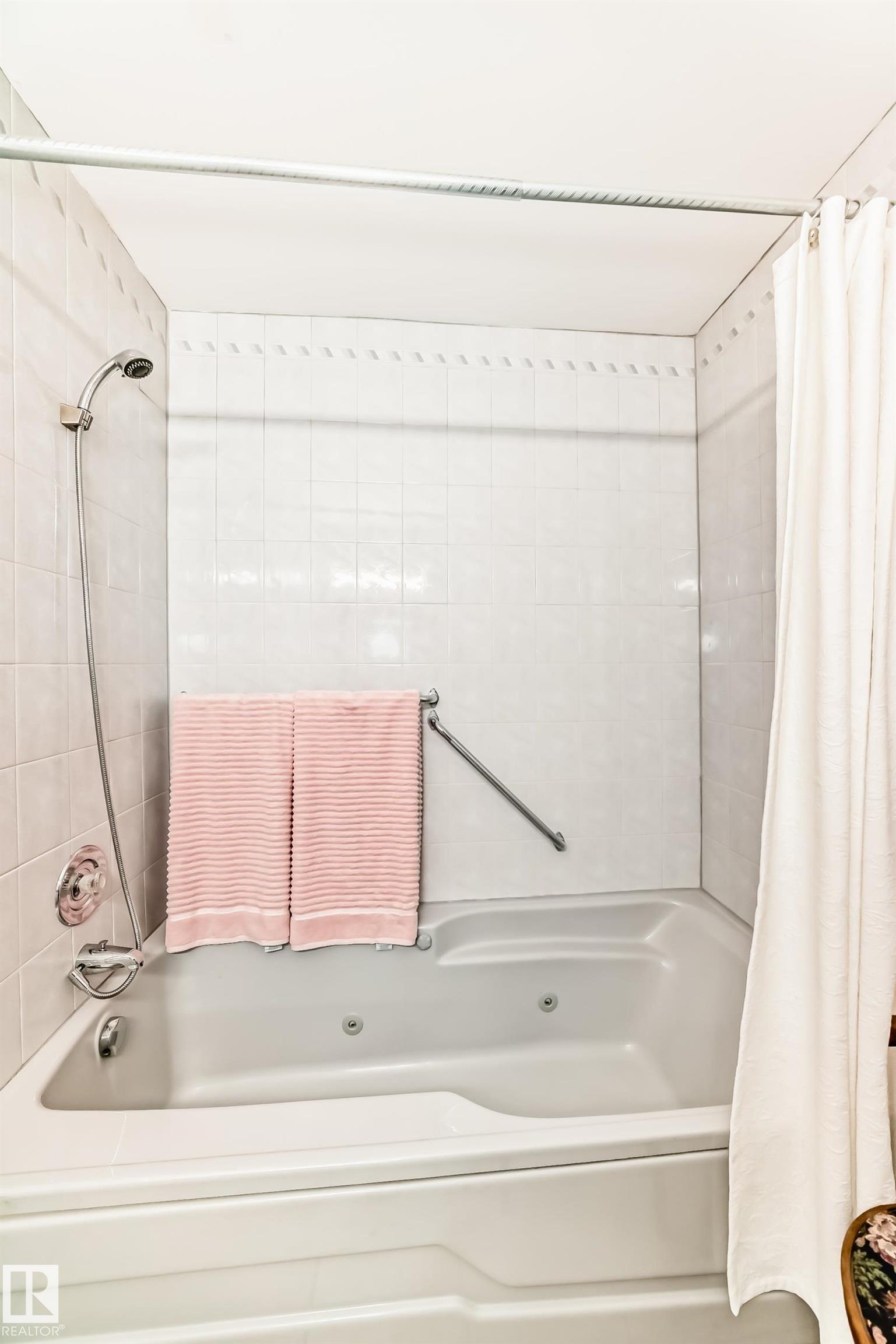 Photo 35 at 403 - 11020 19 Avenue NW, Keheewin, Edmonton