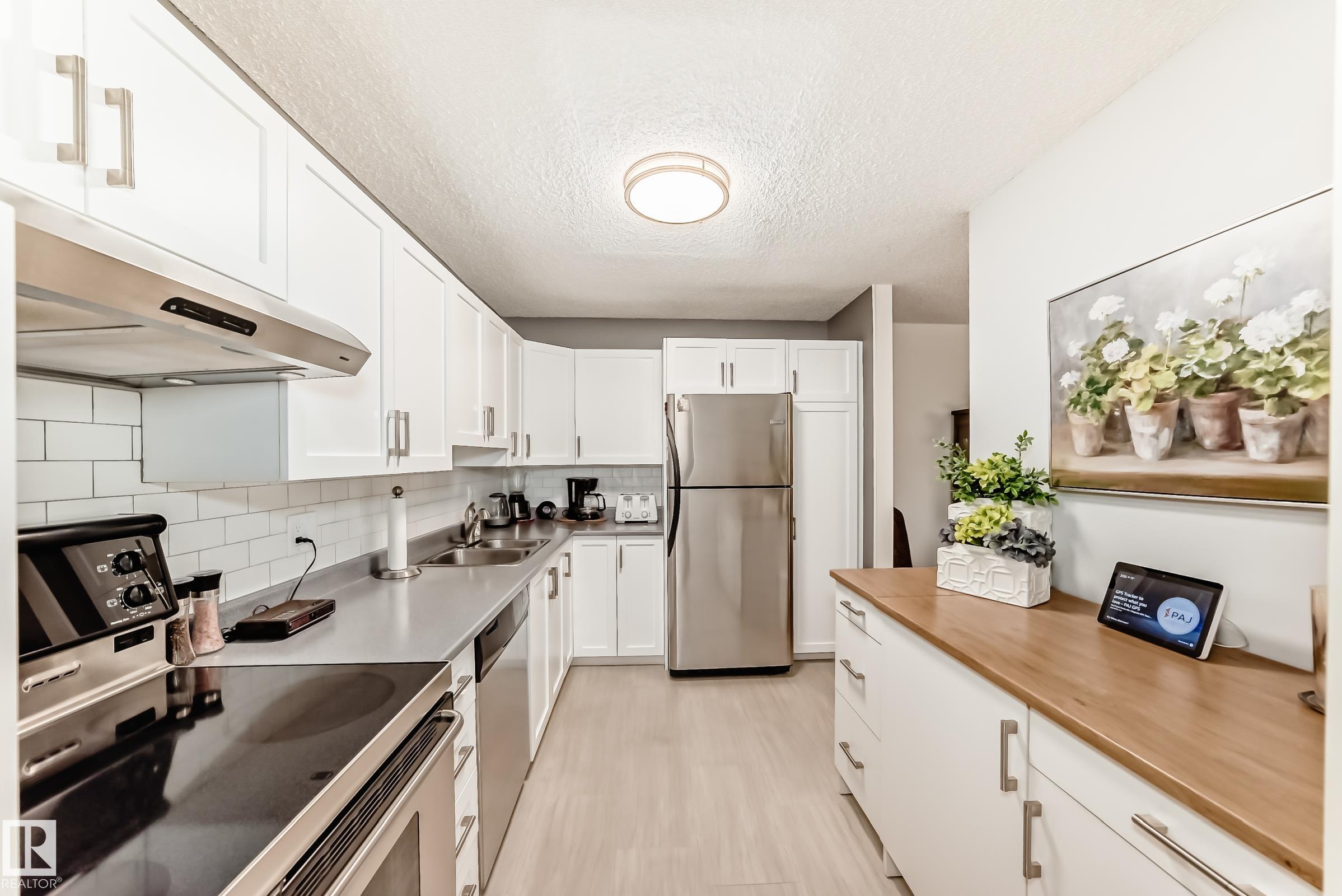Photo 9 at 403 - 11020 19 Avenue NW, Keheewin, Edmonton