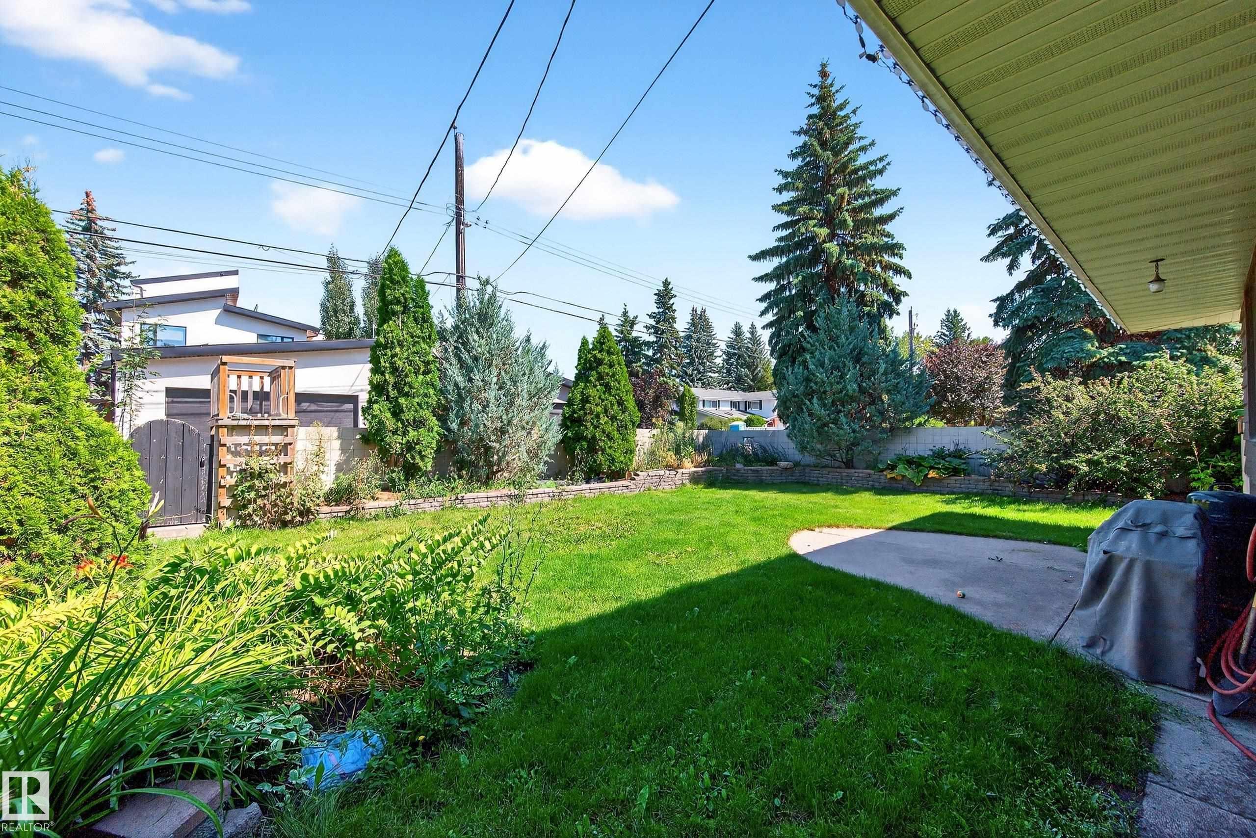 Photo 8 at 8804 138 Street NW, Parkview, Edmonton