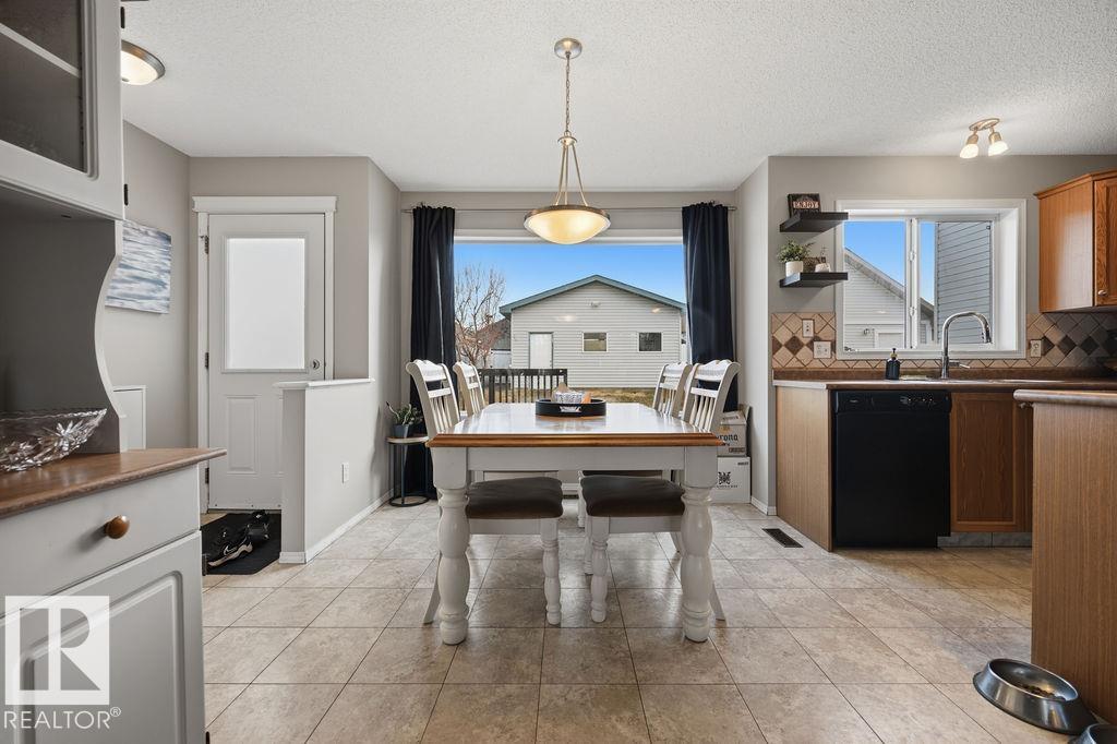 Photo 17 at 4618 Turner Square NW, Terwillegar Towne, Edmonton