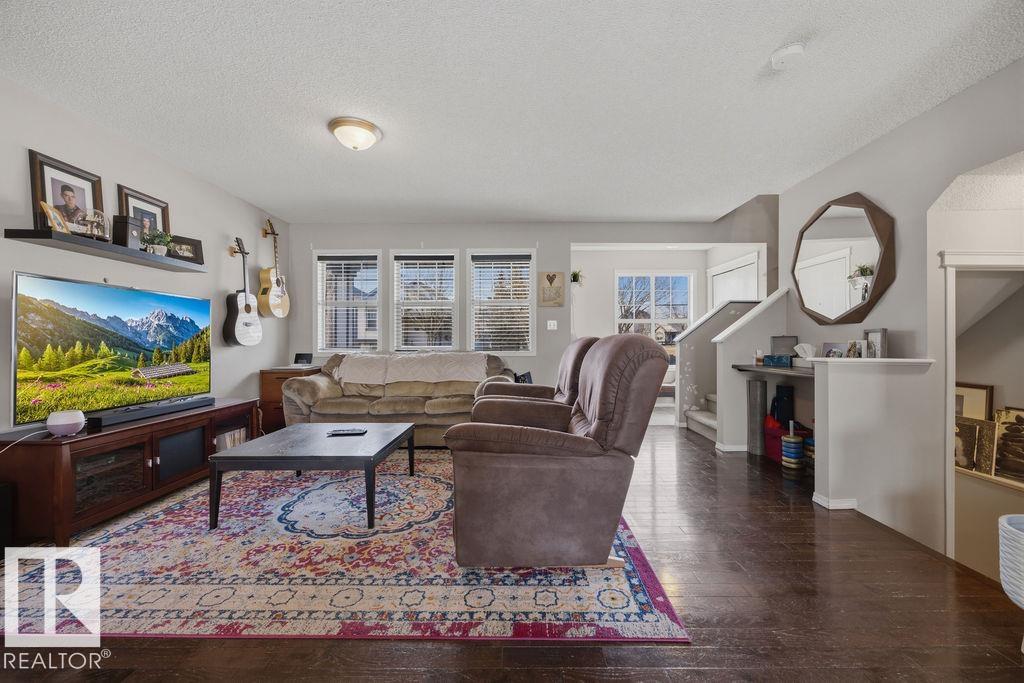 Photo 7 at 4618 Turner Square NW, Terwillegar Towne, Edmonton