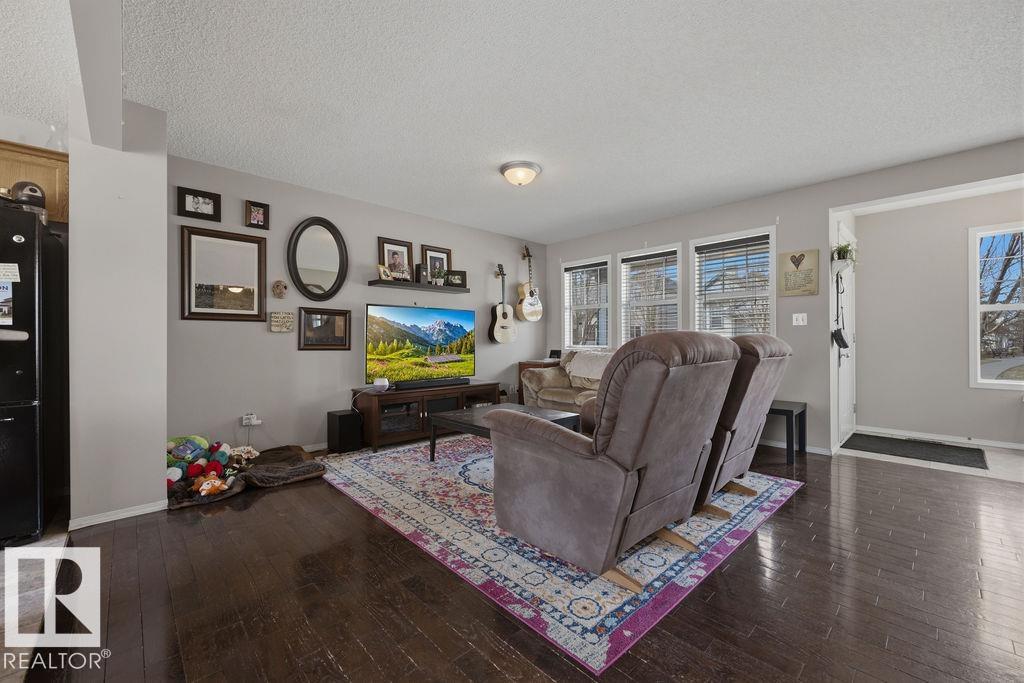 Photo 8 at 4618 Turner Square NW, Terwillegar Towne, Edmonton