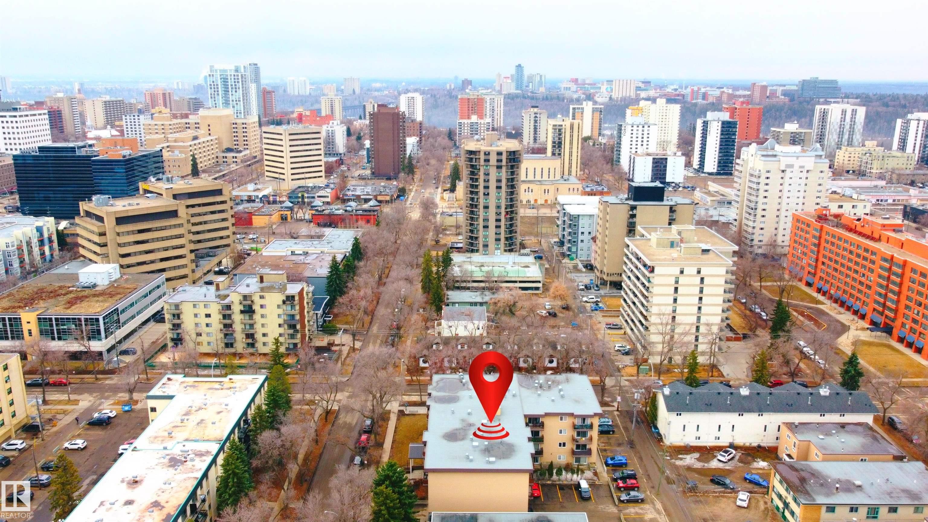 Photo 25 at 26 - 10208 113 Street NW, Wîhkwêntôwin, Edmonton