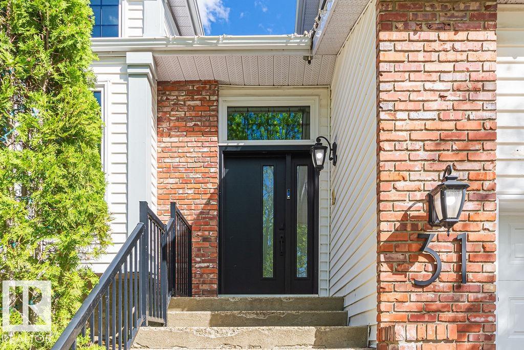 31 Windermere Crescent, Woodlands, St. Albert