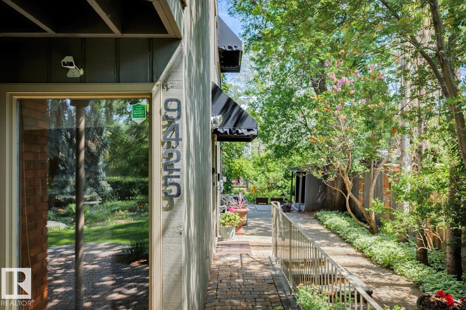 9425 97 Street NW, Bonnie Doon, Edmonton