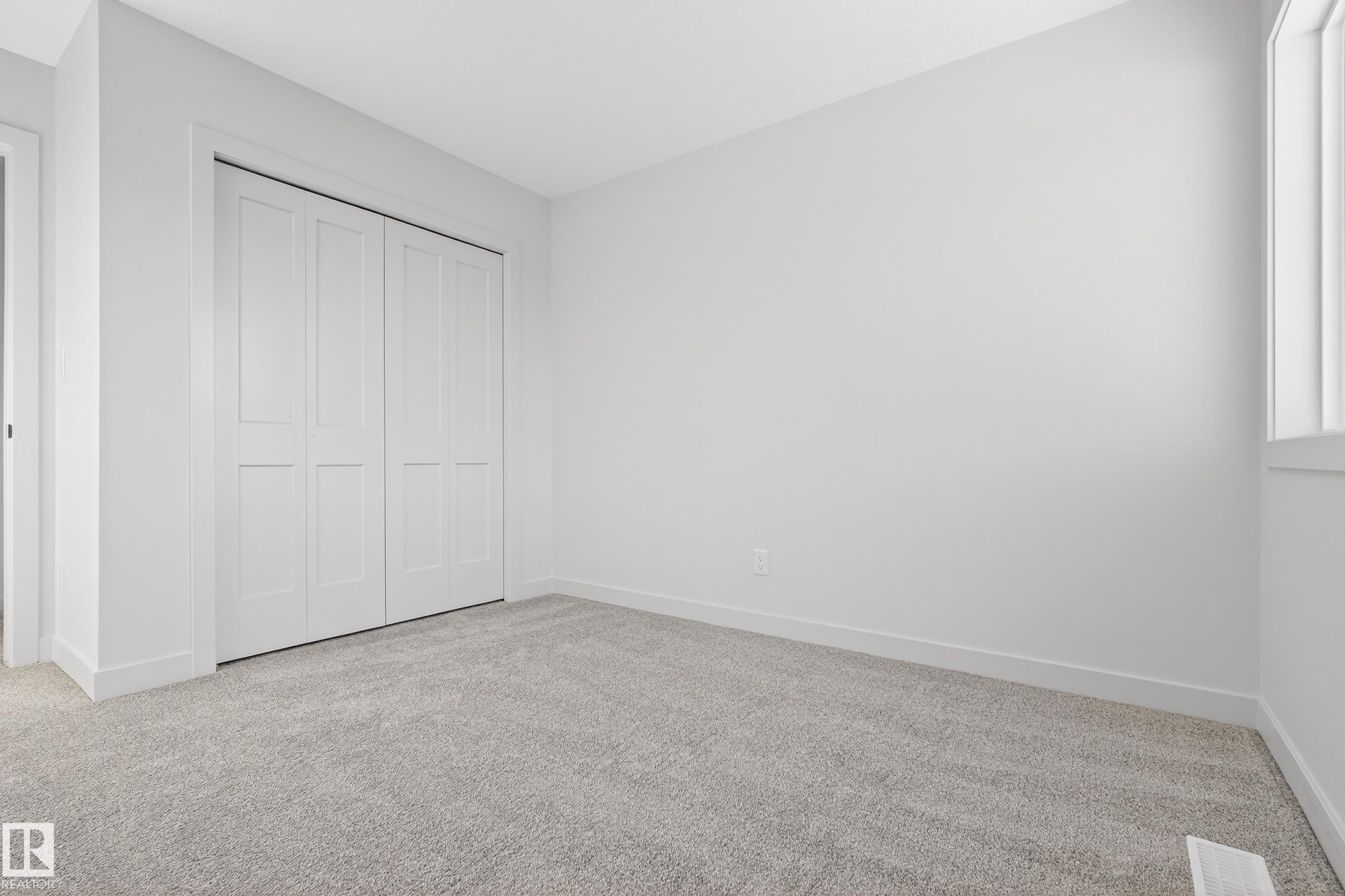 Photo 37 at 10 Prescott Boulevard, Prescott, Spruce Grove