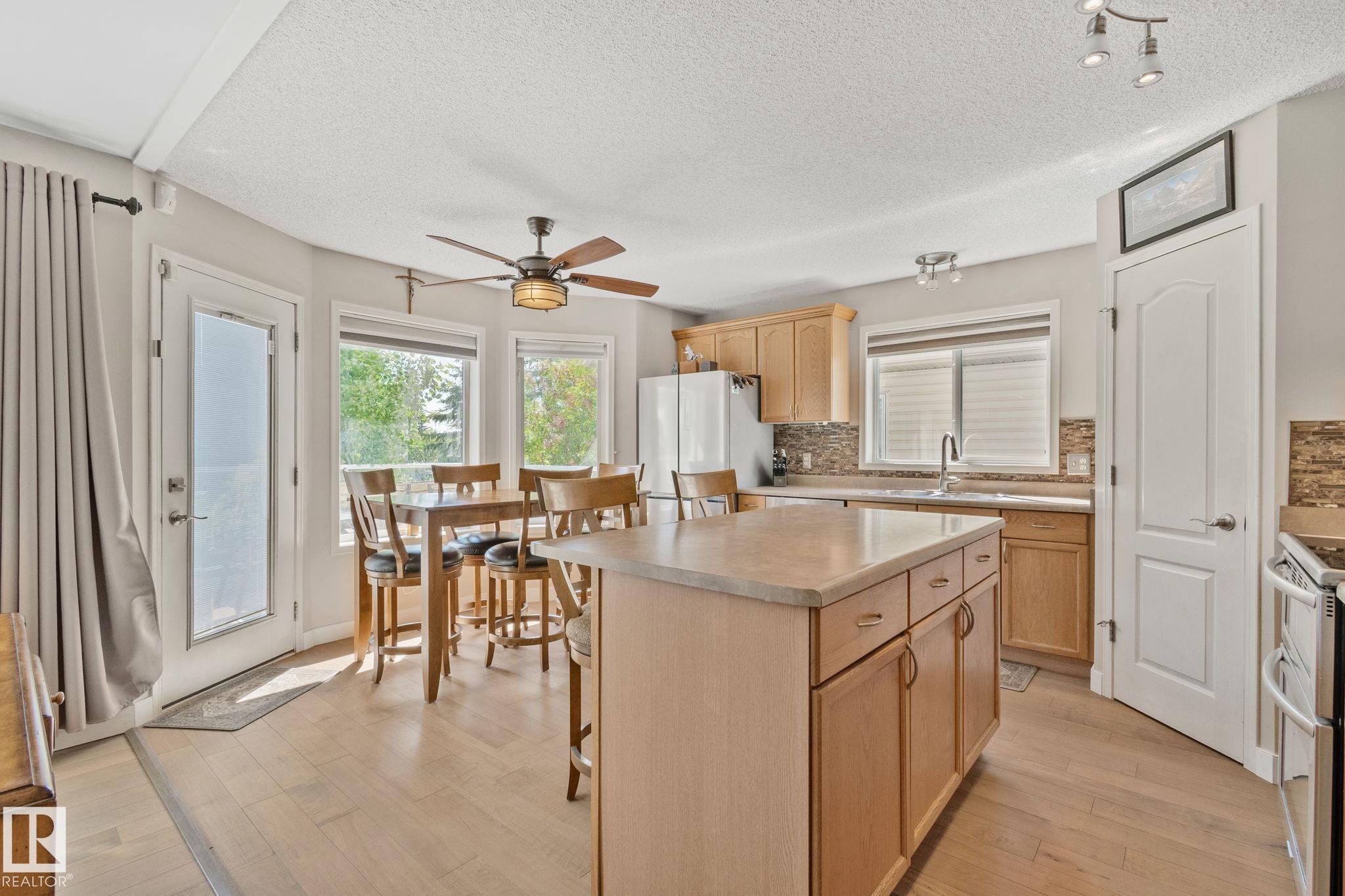 Photo 14 at 591 Byrne Crescent SW, Blackmud Creek, Edmonton