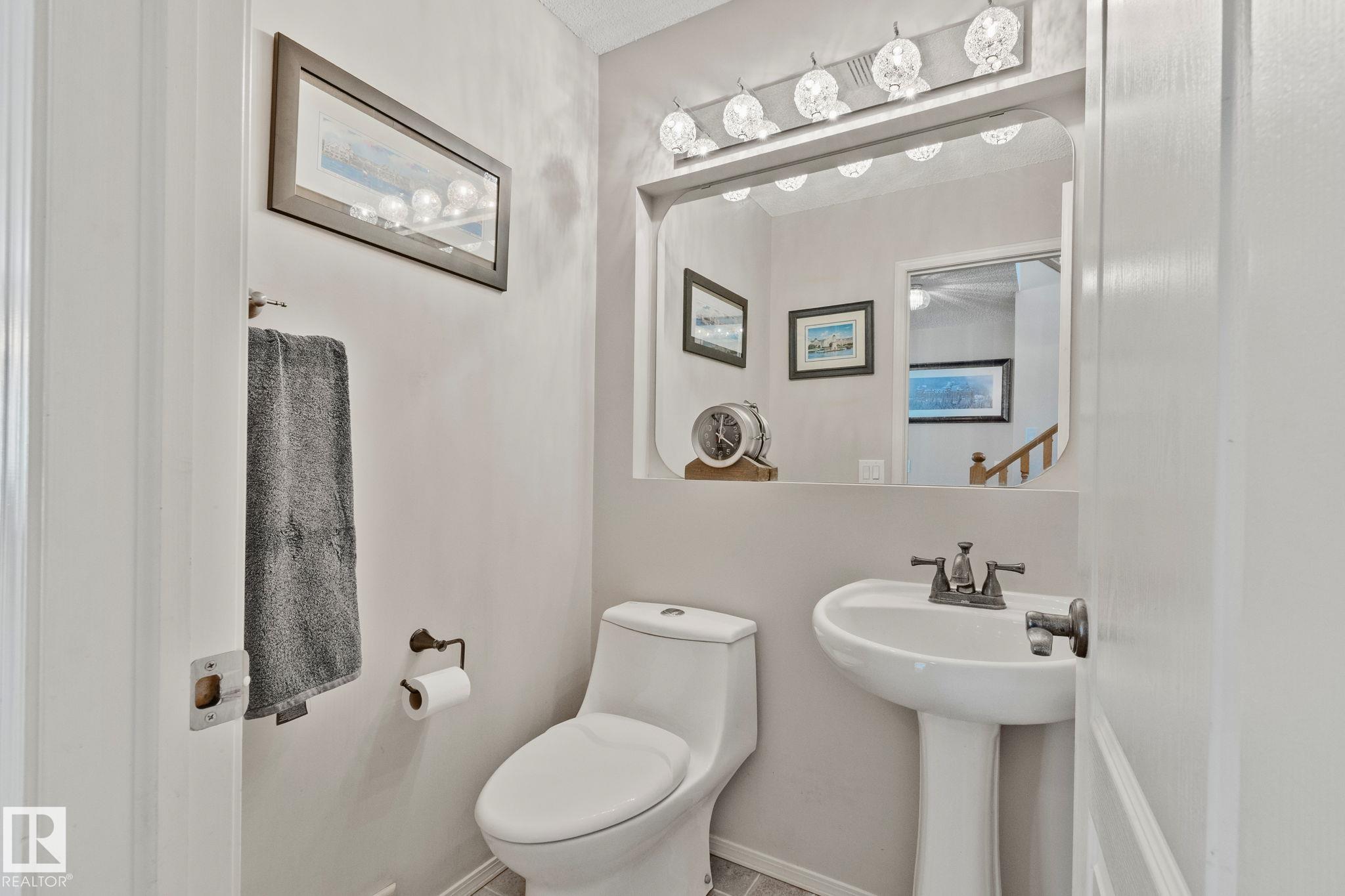Photo 19 at 591 Byrne Crescent SW, Blackmud Creek, Edmonton