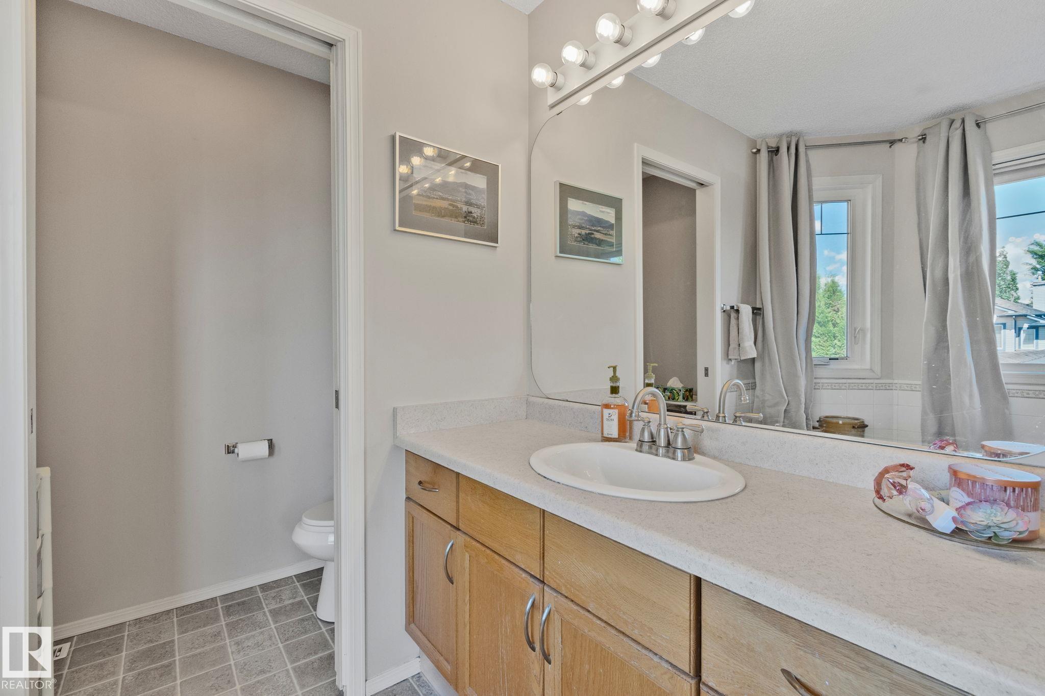 Photo 30 at 591 Byrne Crescent SW, Blackmud Creek, Edmonton