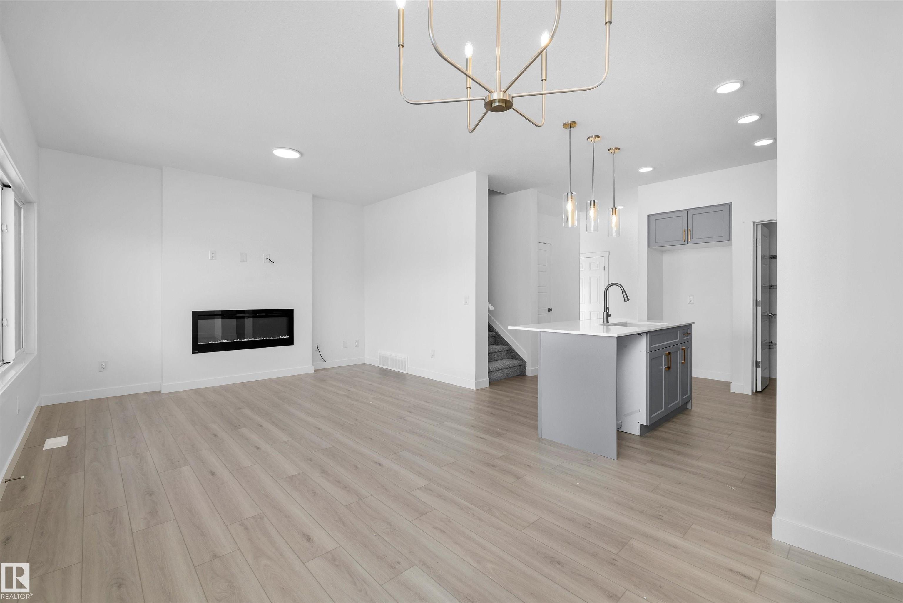 Photo 12 at 19003 24 Avenue NW, The Uplands, Edmonton