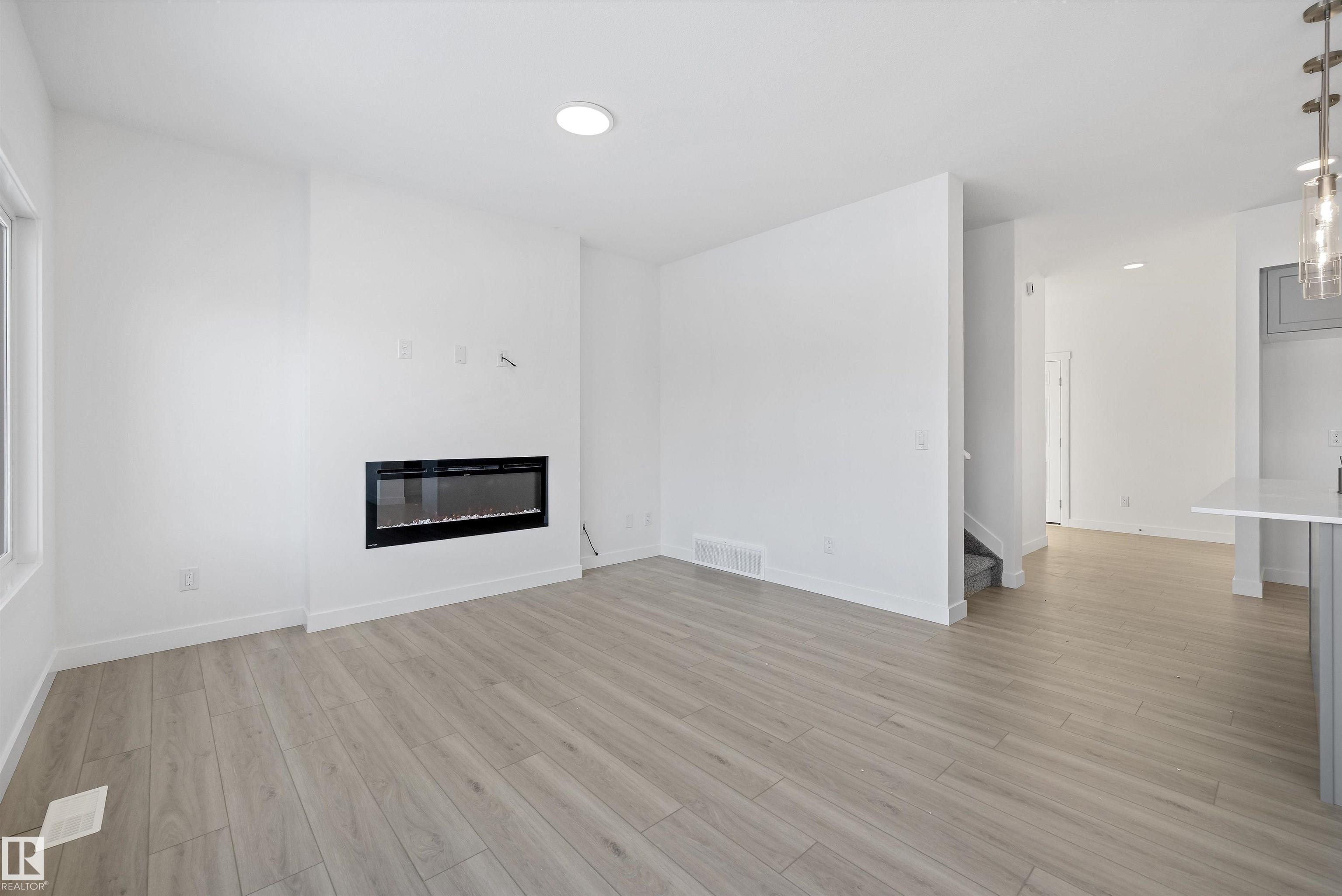 Photo 13 at 19003 24 Avenue NW, The Uplands, Edmonton