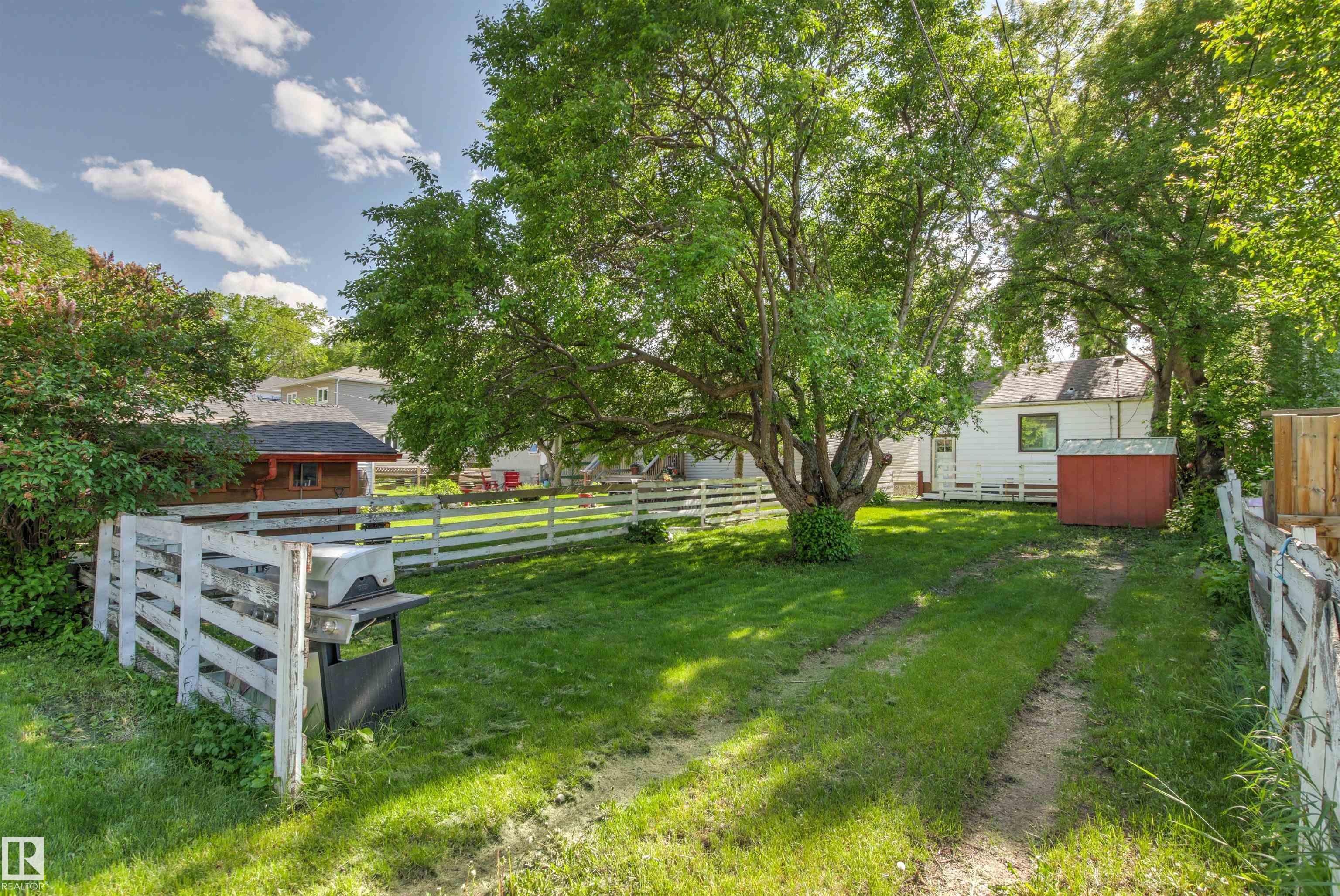 Photo 22 at 11417 65 Street NW, Highlands, Edmonton