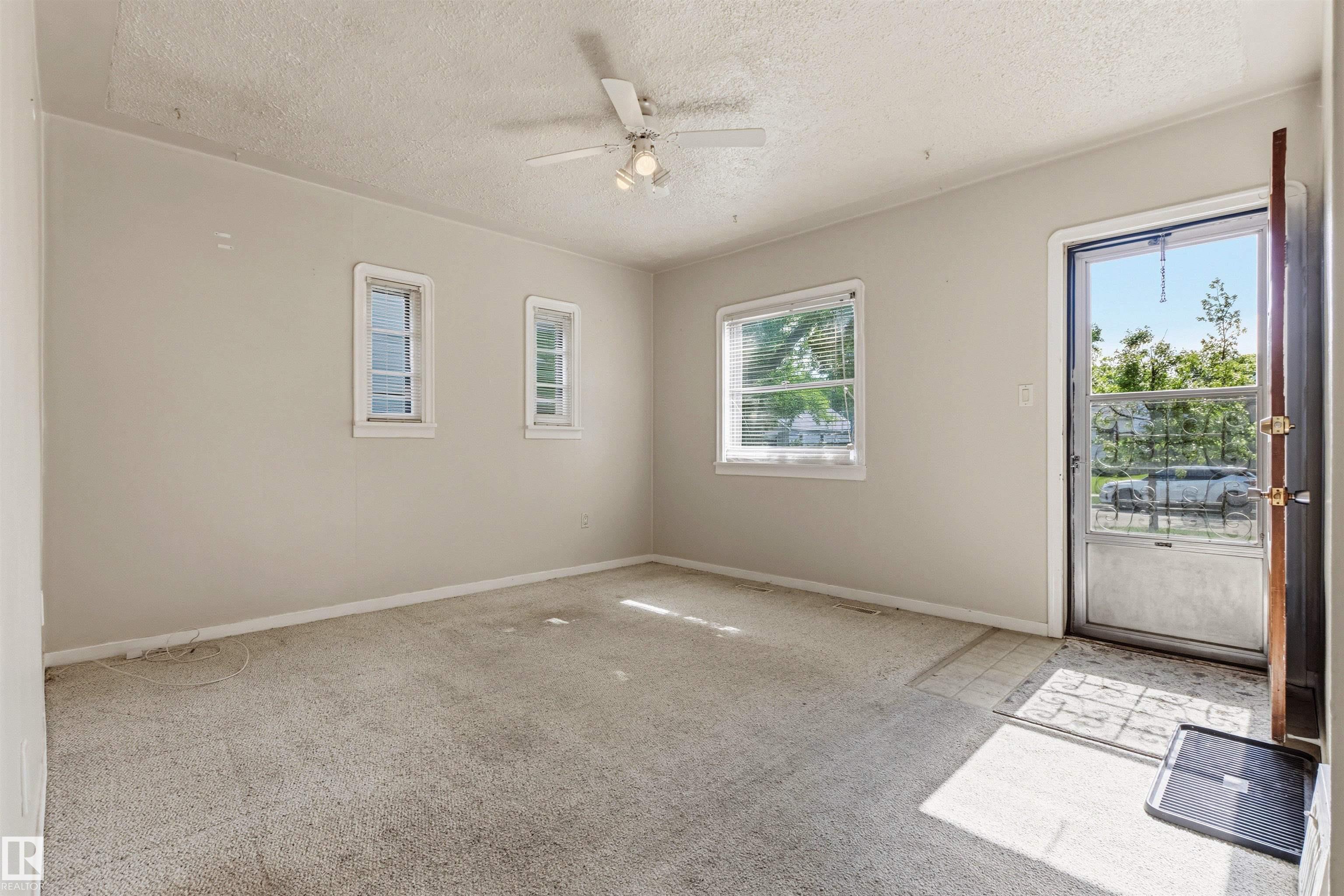 Photo 9 at 11417 65 Street NW, Highlands, Edmonton
