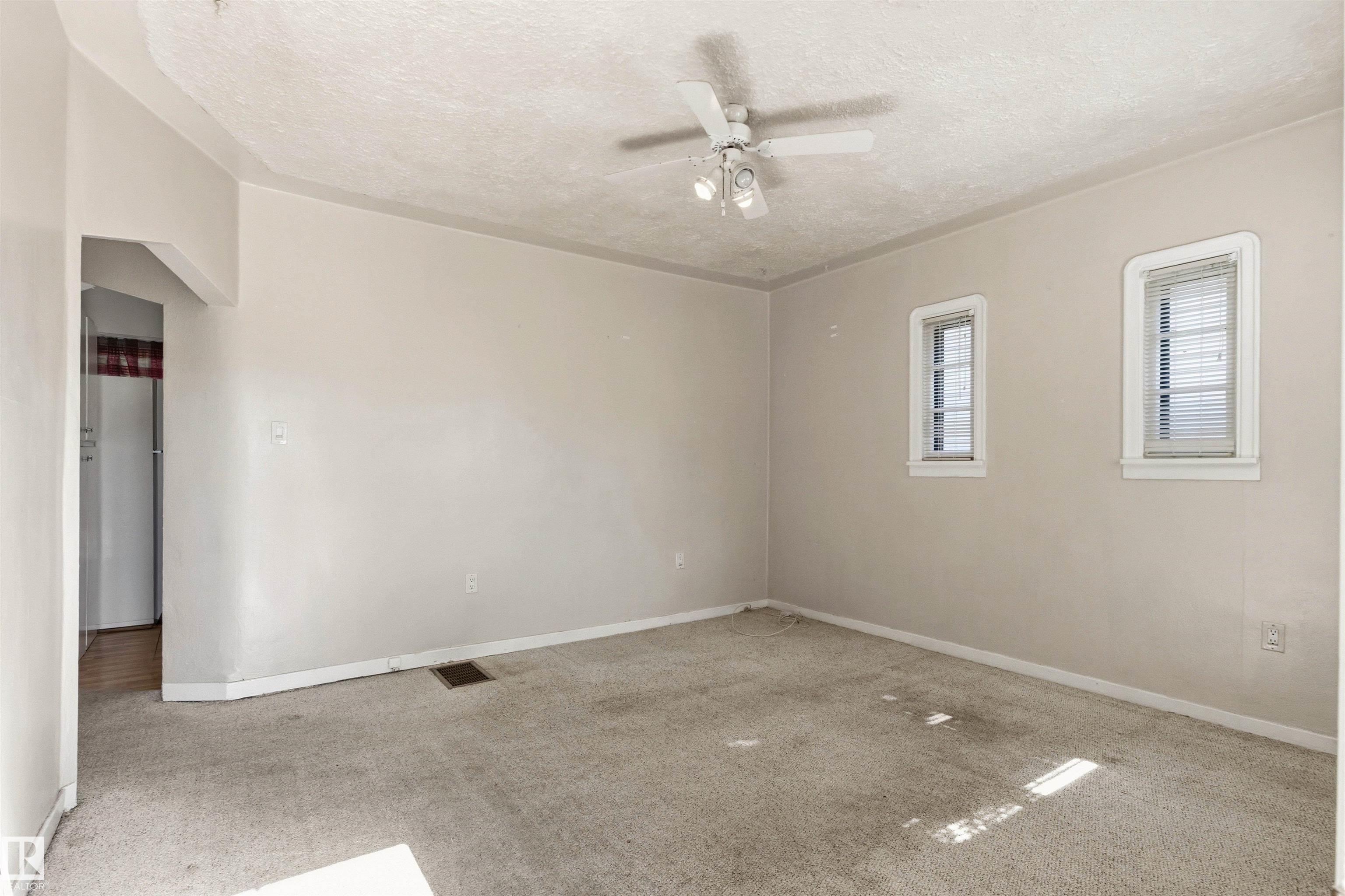 Photo 10 at 11417 65 Street NW, Highlands, Edmonton