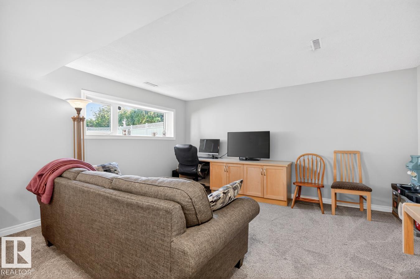 Photo 19 at 152 Warwick Road NW, Dunluce, Edmonton