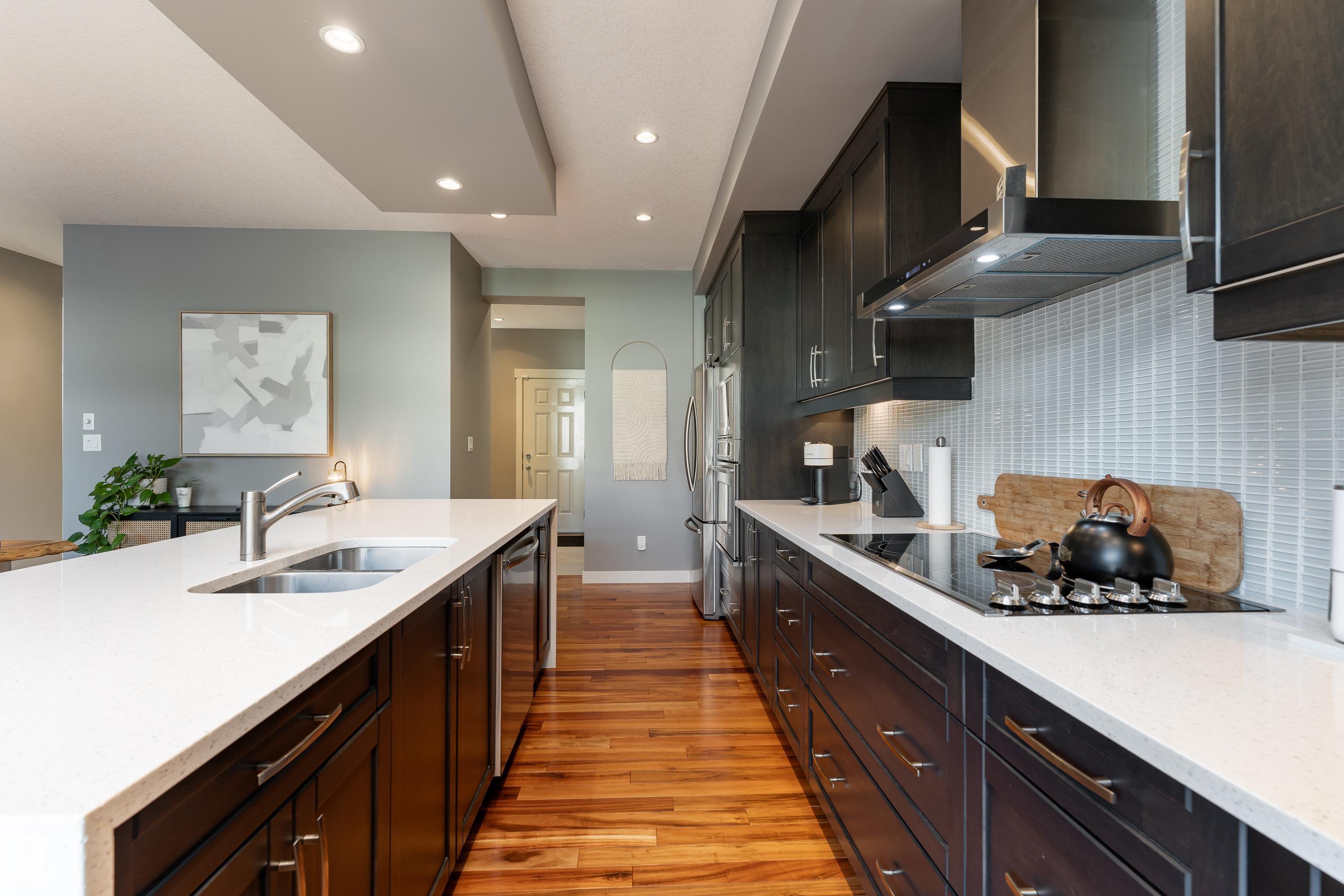 Photo 11 at 12932 201 Street NW, Trumpeter Area, Edmonton