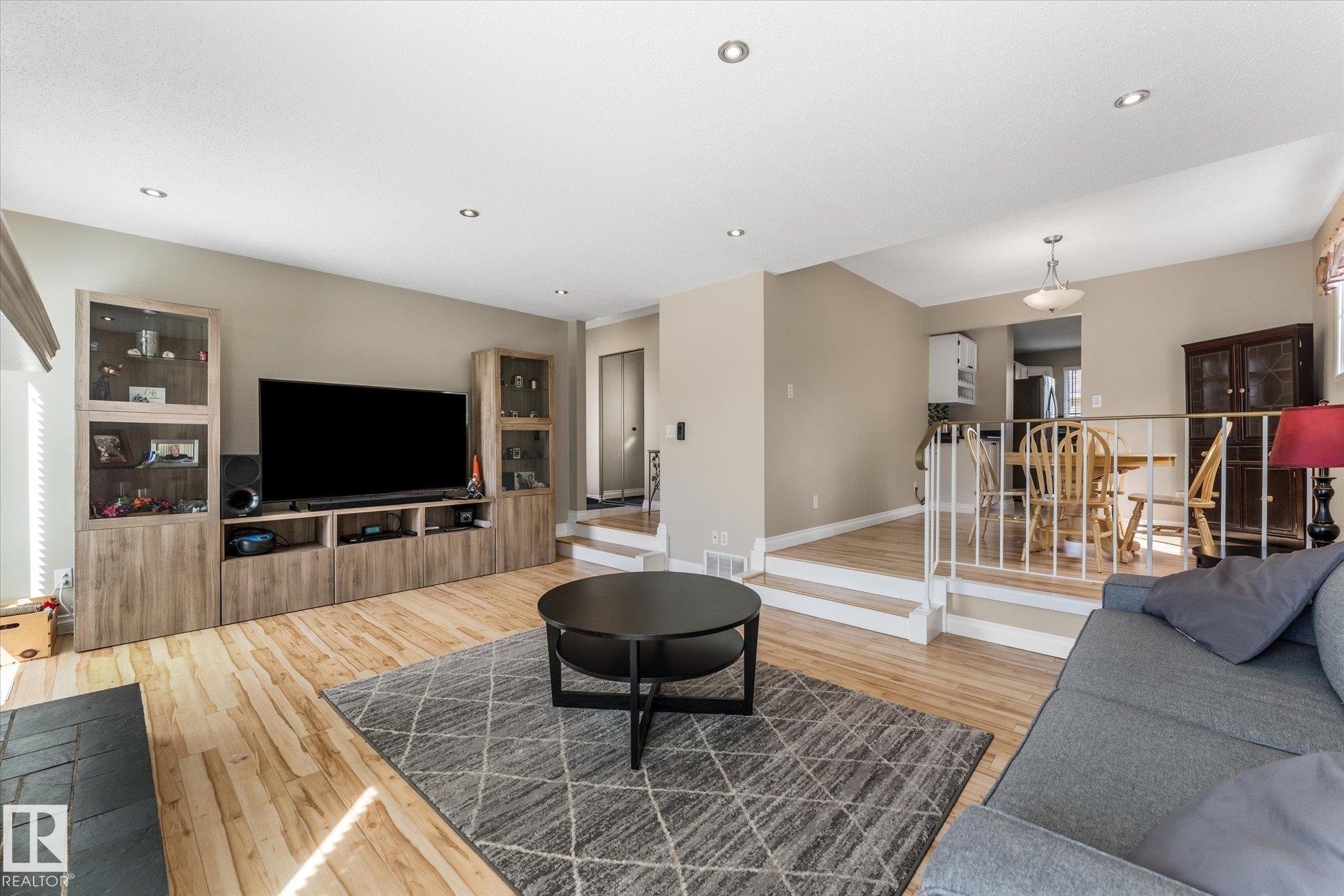 Photo 11 at 13840 30 Street NW, Hairsine, Edmonton