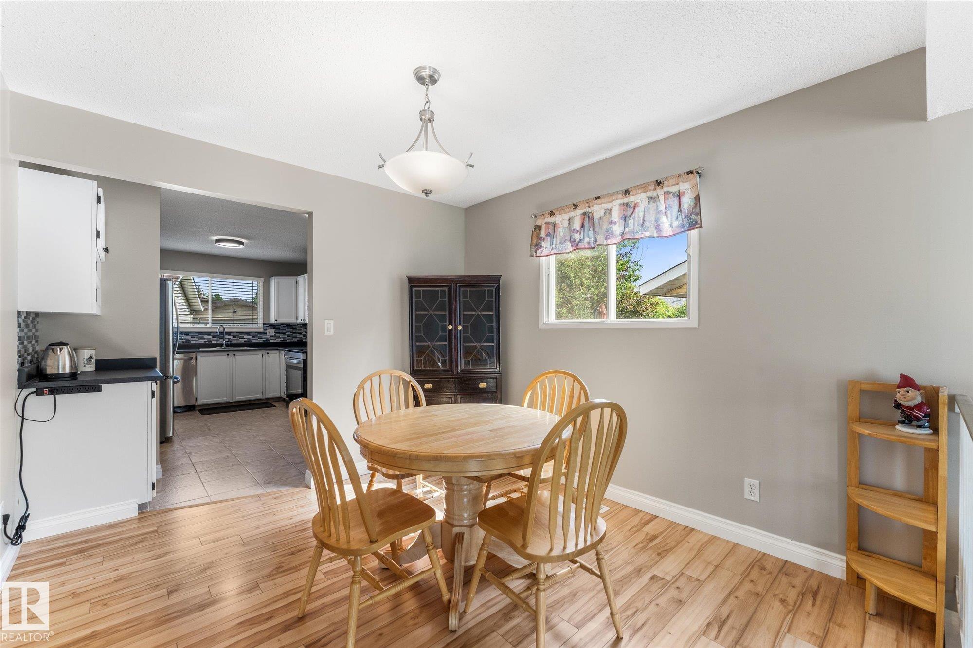 Photo 12 at 13840 30 Street NW, Hairsine, Edmonton