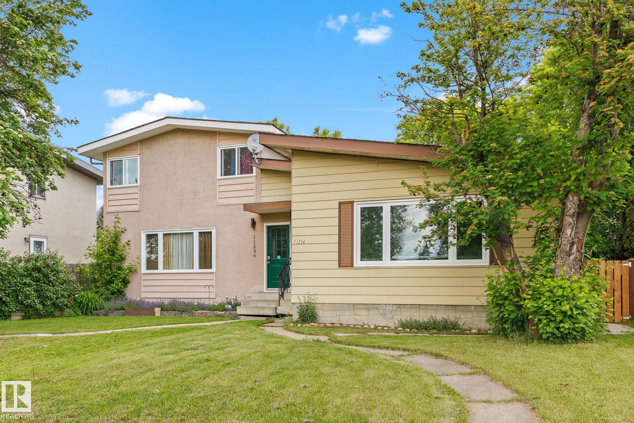 11234 40 Avenue NW, Royal Gardens, Edmonton