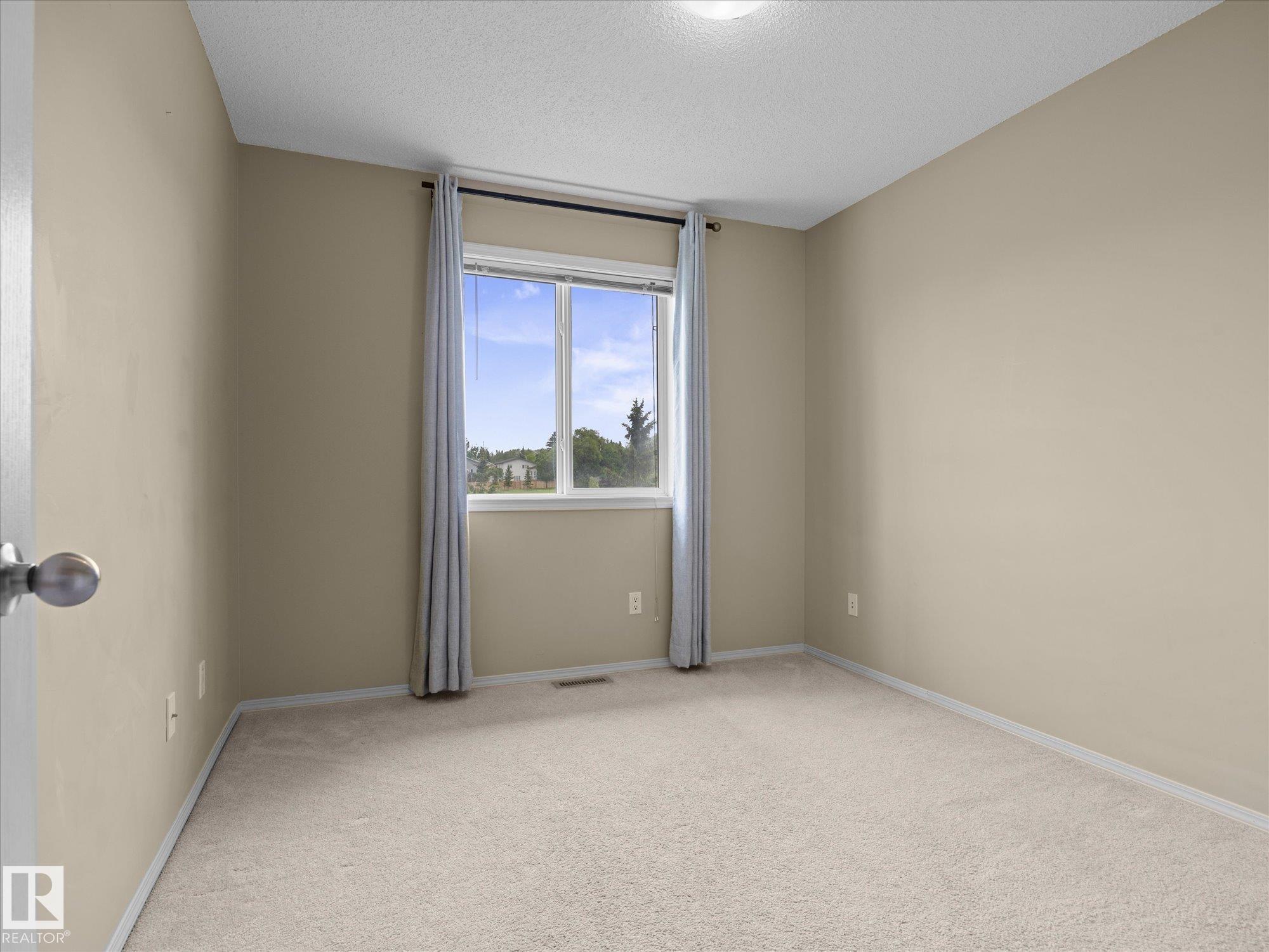Photo 17 at 88 - 5001 62 Street, Eaglemont Heights, Beaumont