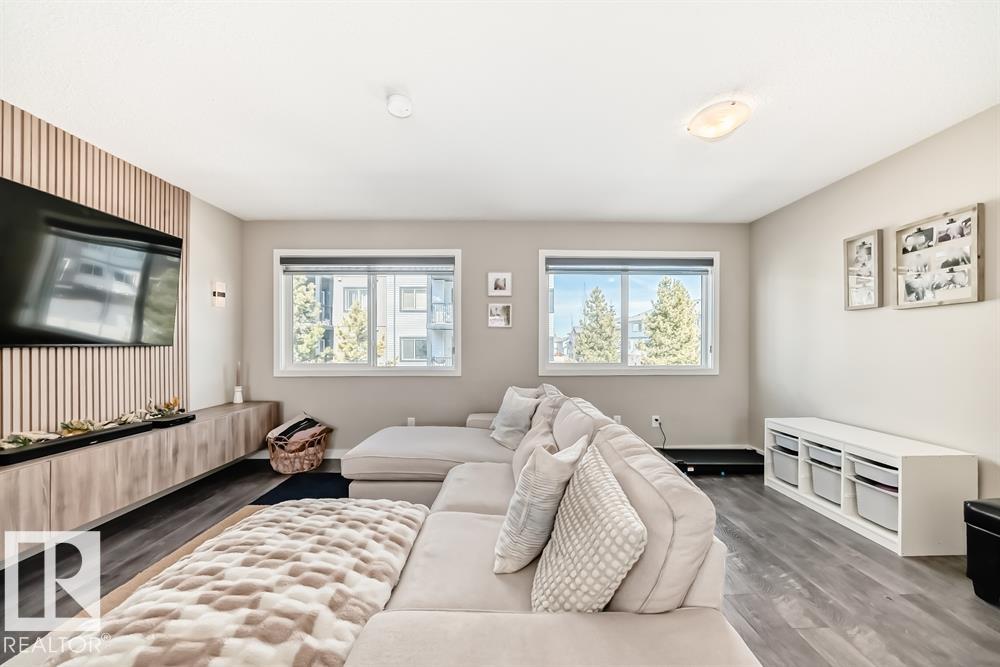 Photo 16 at 3346 15a Avenue NW, Laurel, Edmonton