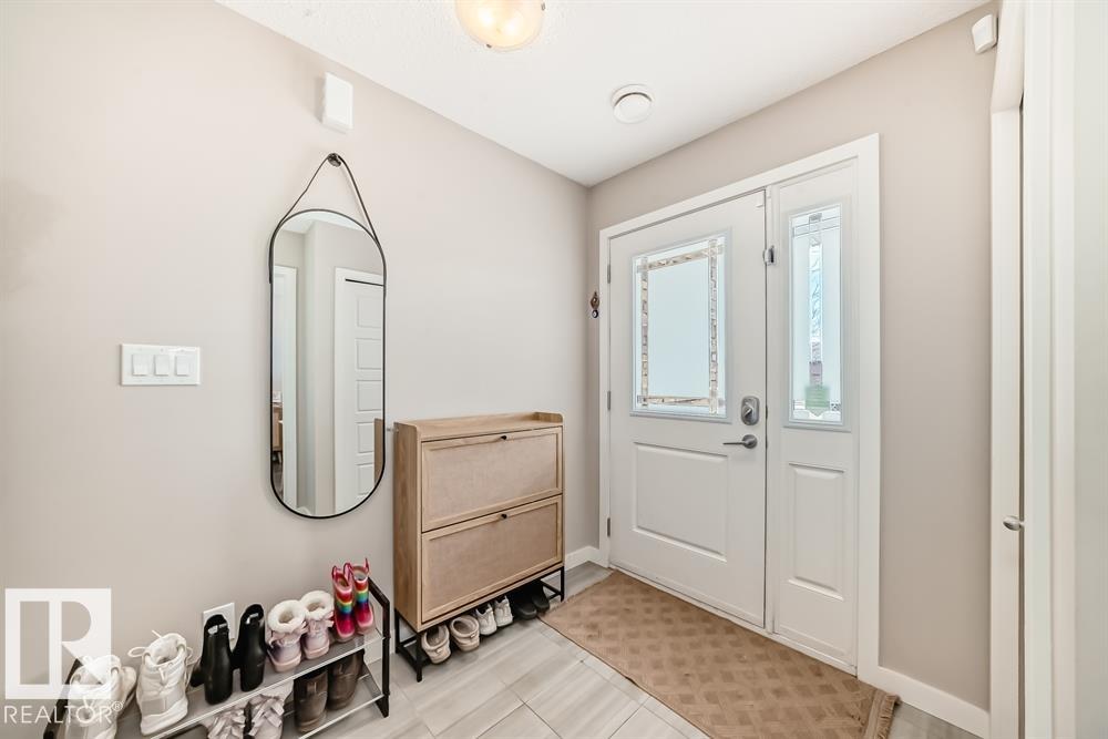 3346 15a Avenue NW, Laurel, Edmonton