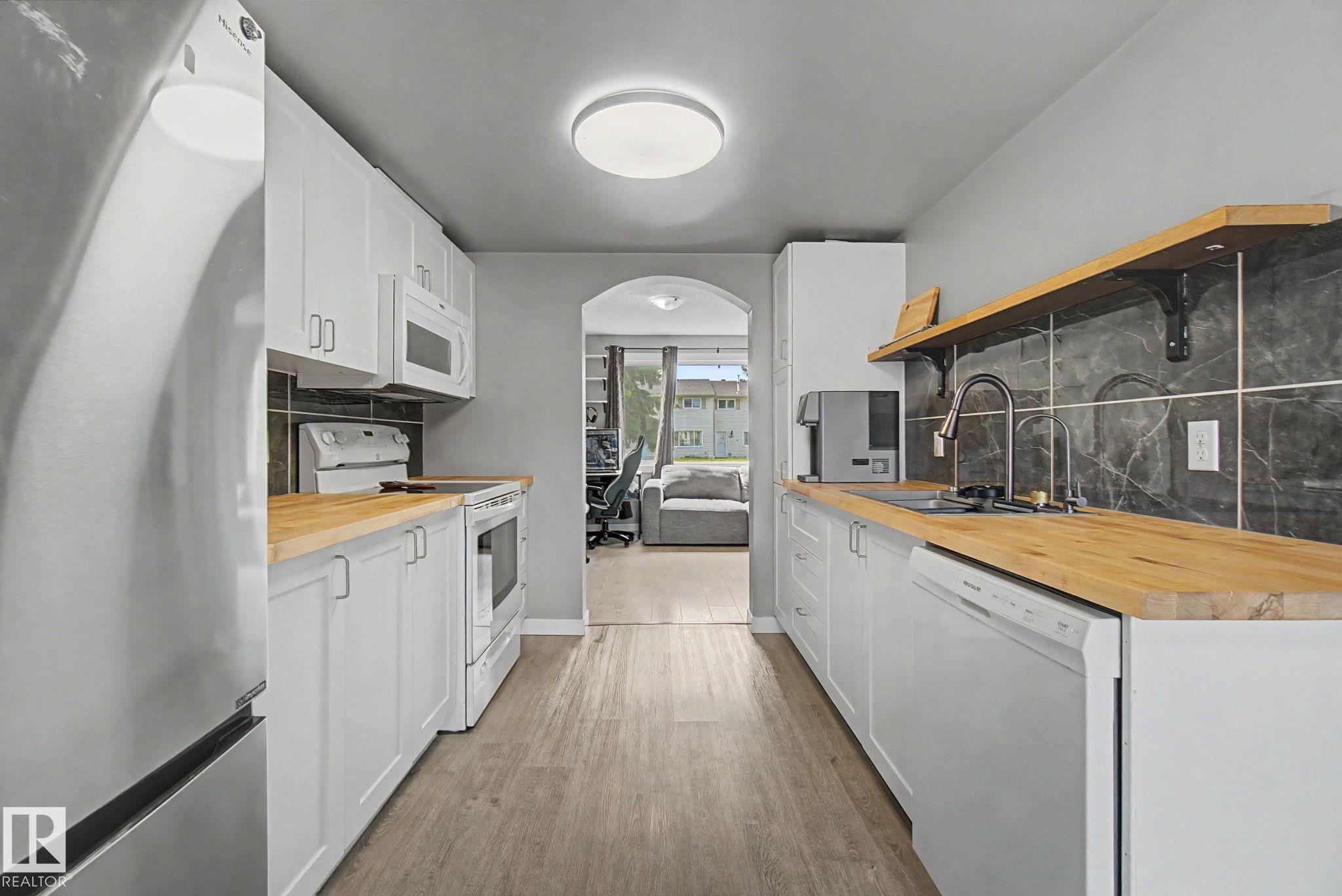 Photo 8 at 4315 46 Street, Meridian Heights, Stony Plain