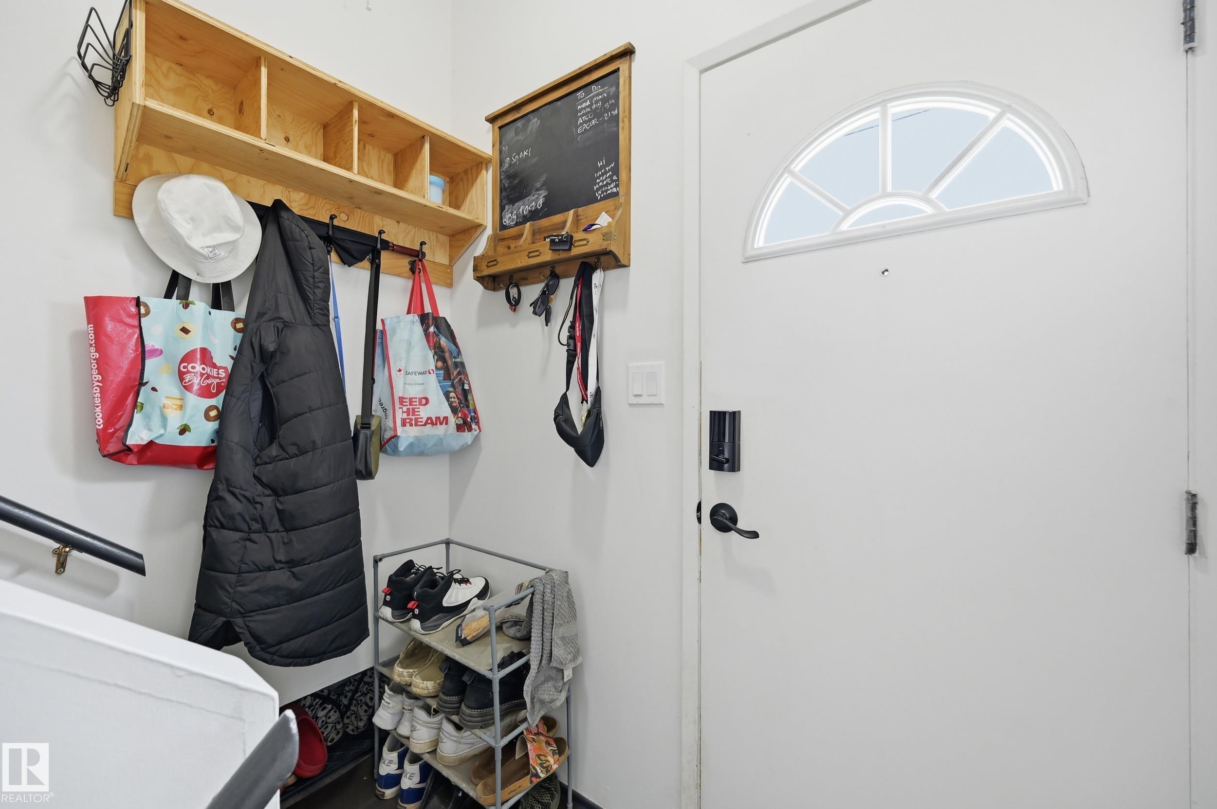Photo 20 at 5515 143 Avenue NW, York, Edmonton