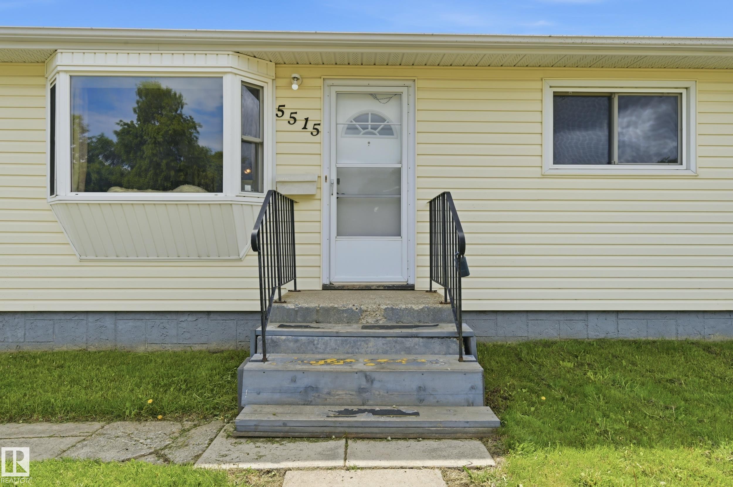 5515 143 Avenue NW, York, Edmonton