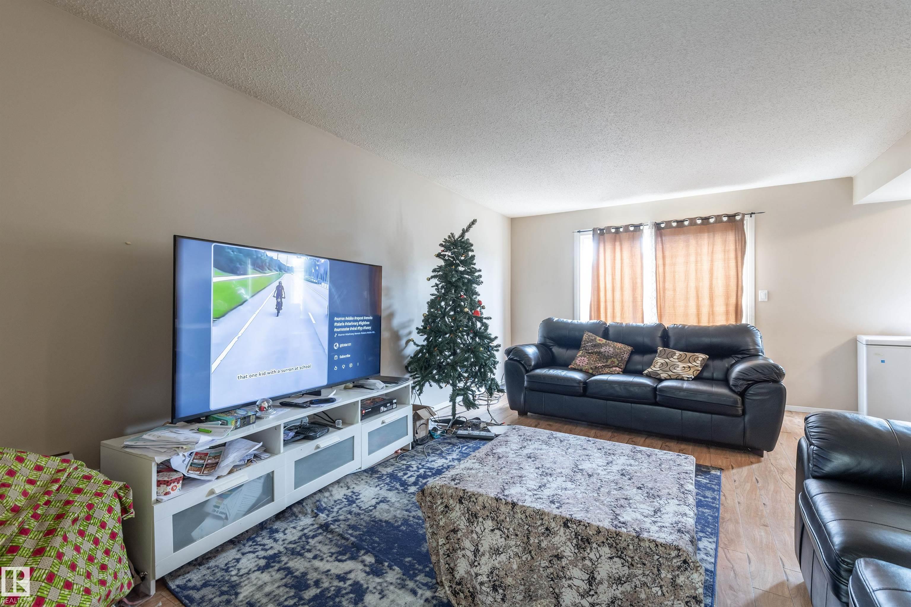 Photo 25 at 7115-7121 80 Avenue NW, King Edward Park, Edmonton